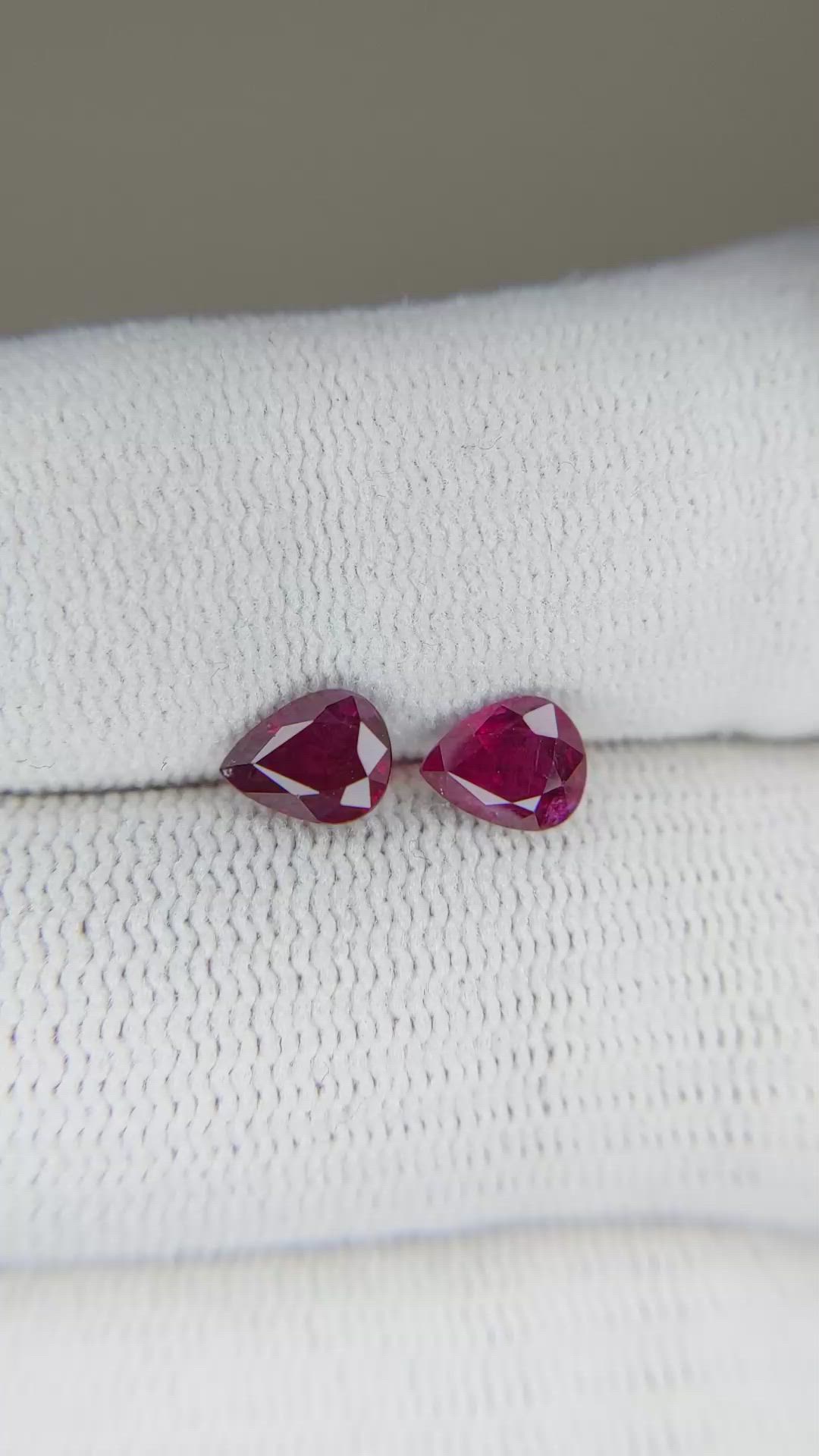 1.63 Ct.Tw.Total Carat Weight Reddish Pink Sapphire Pair from Thailand Size Video