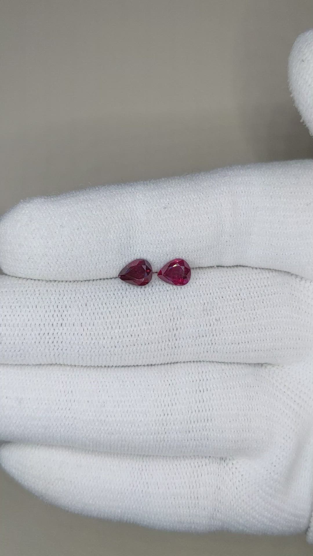 1.63 Ct.Tw.Total Carat Weight Reddish Pink Sapphire Pair from Thailand Size Video