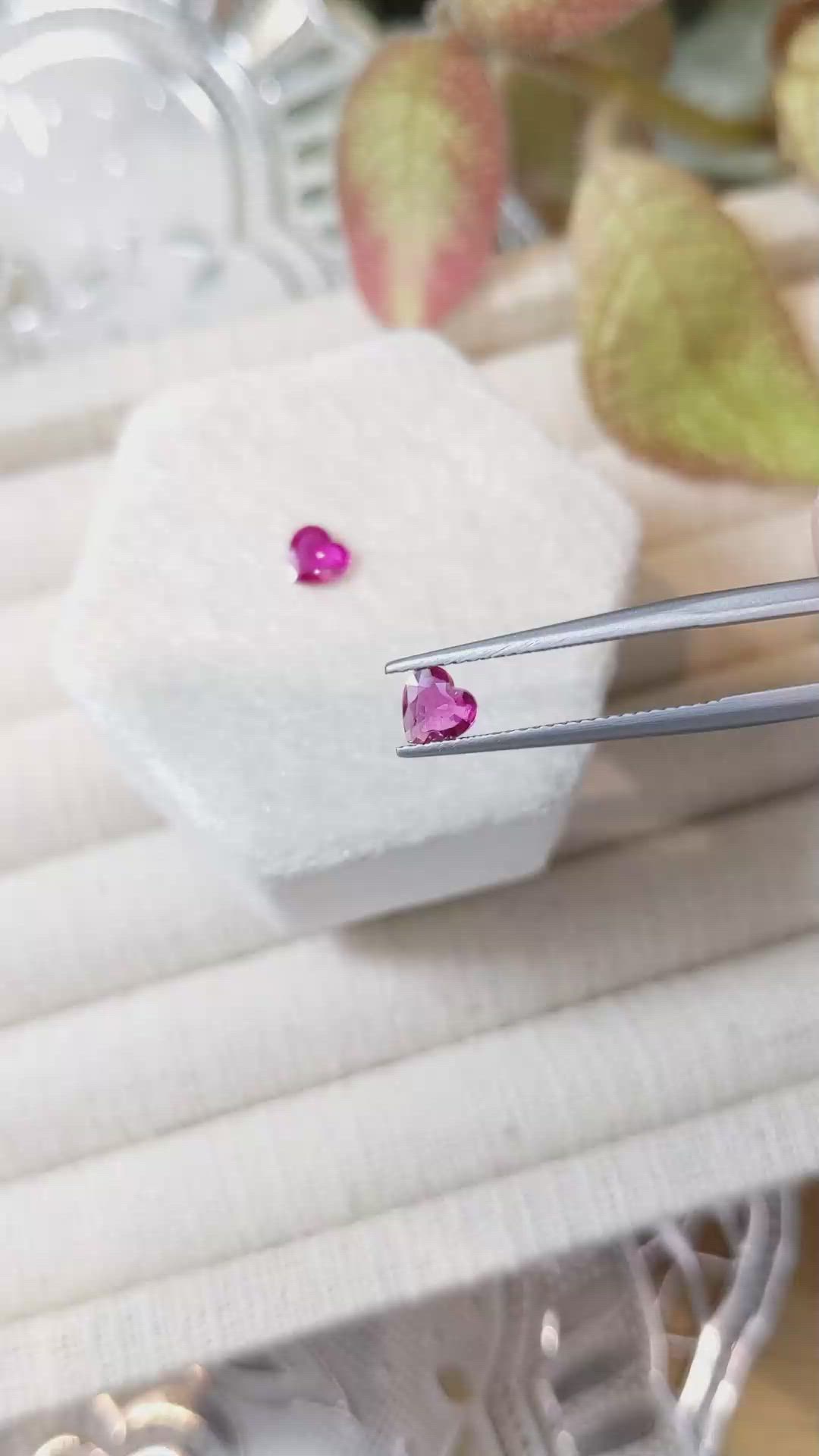 0.76&nbsp;Ct.Tw.Total Carat Weight Reddish Pink Sapphire Pair from Mozambique Size Video