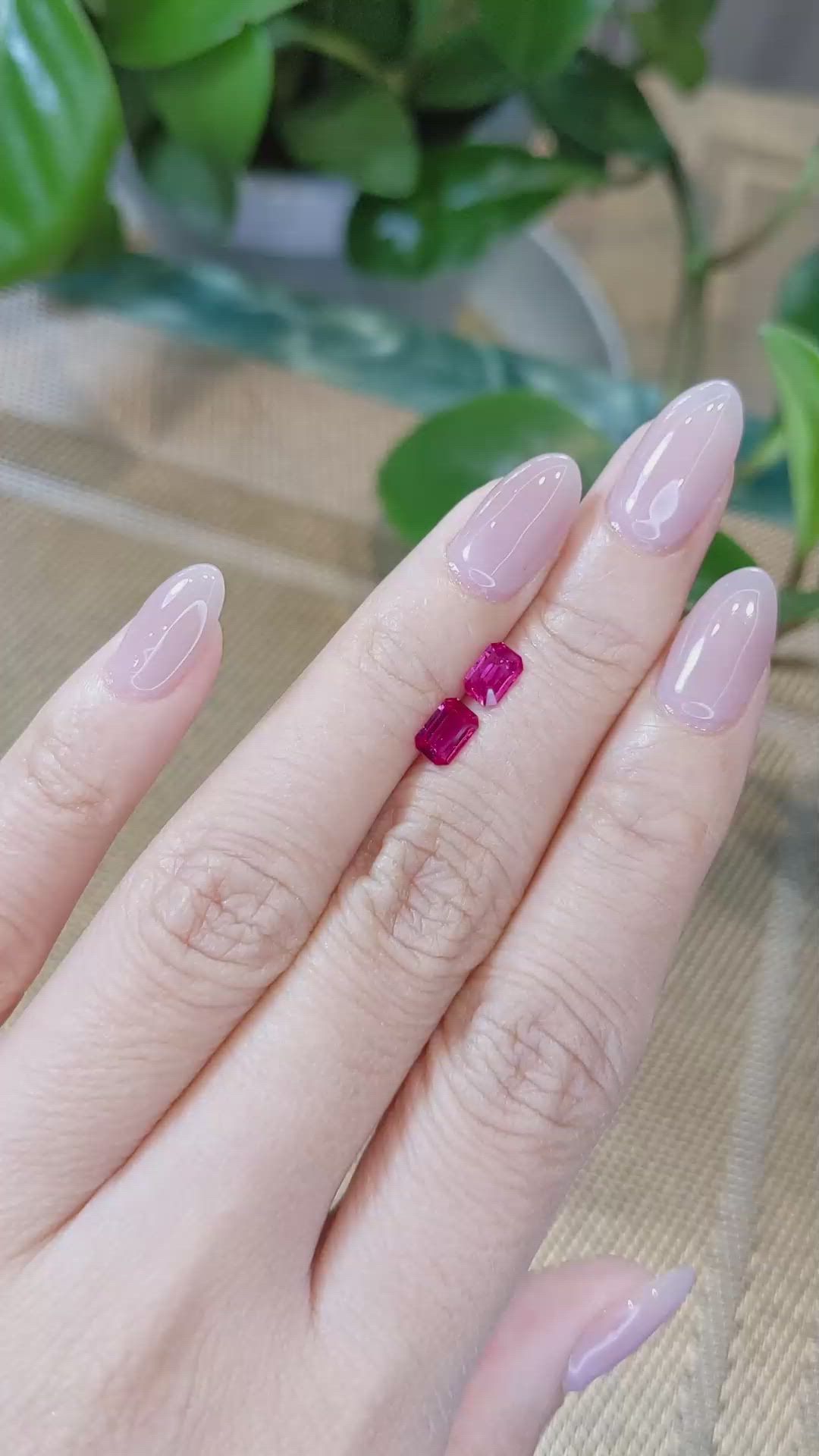 0.91 Ct.Tw.Total Carat Weight Reddish Pink Sapphire Pair from Mozambique Size Video