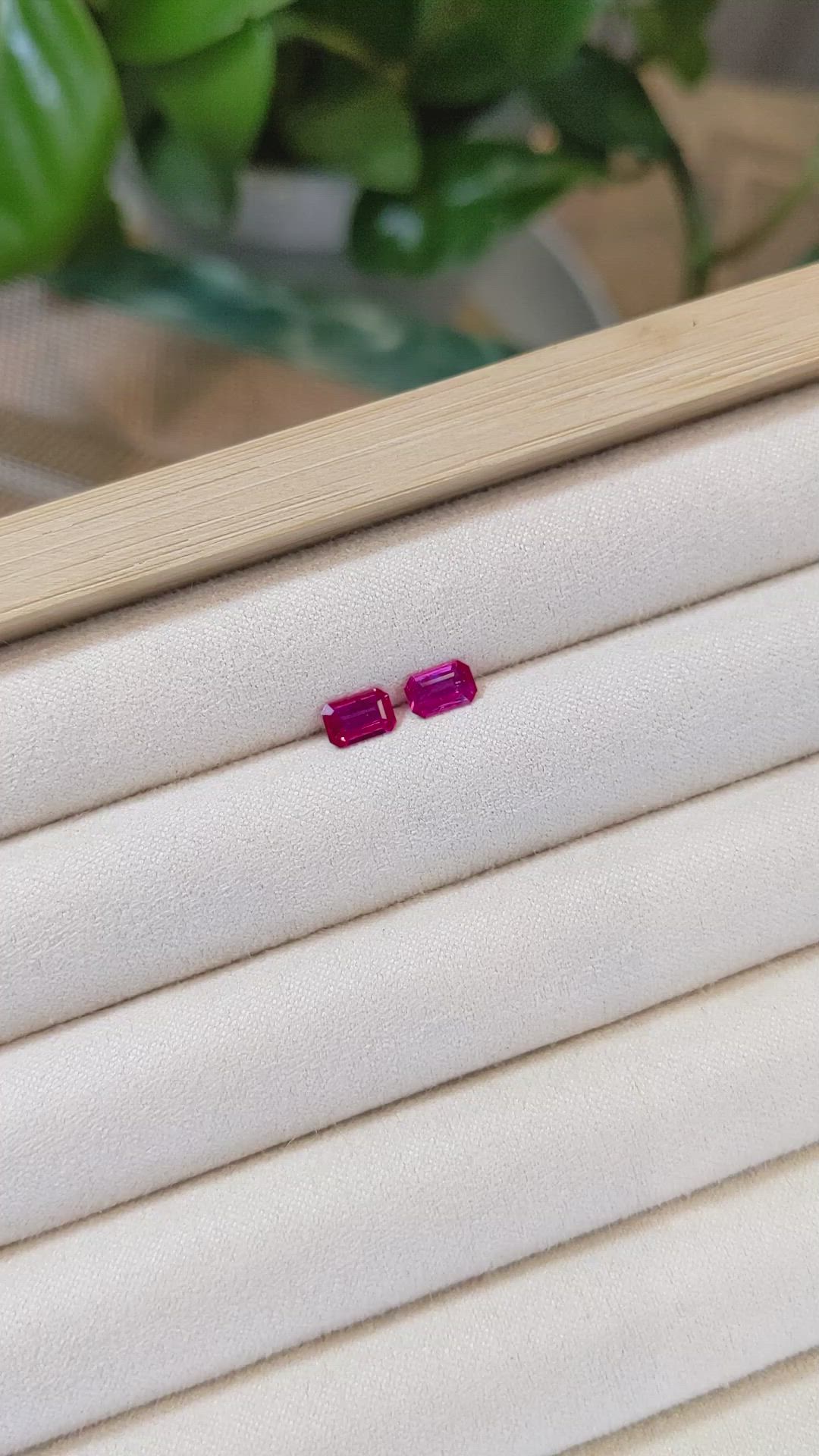 0.91 Ct.Tw.Total Carat Weight Reddish Pink Sapphire Pair from Mozambique Size Video