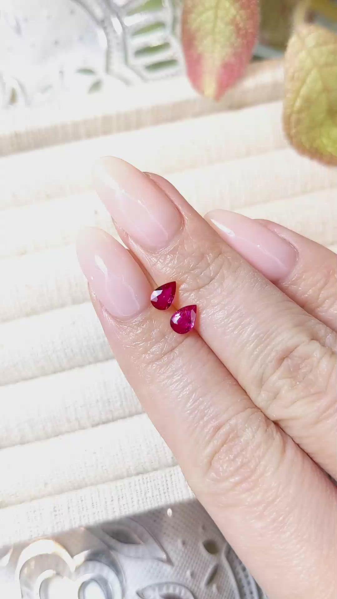 0.83&nbsp;Ct.Tw.Total Carat Weight Reddish Pink Sapphire Pair from Mozambique Size Video