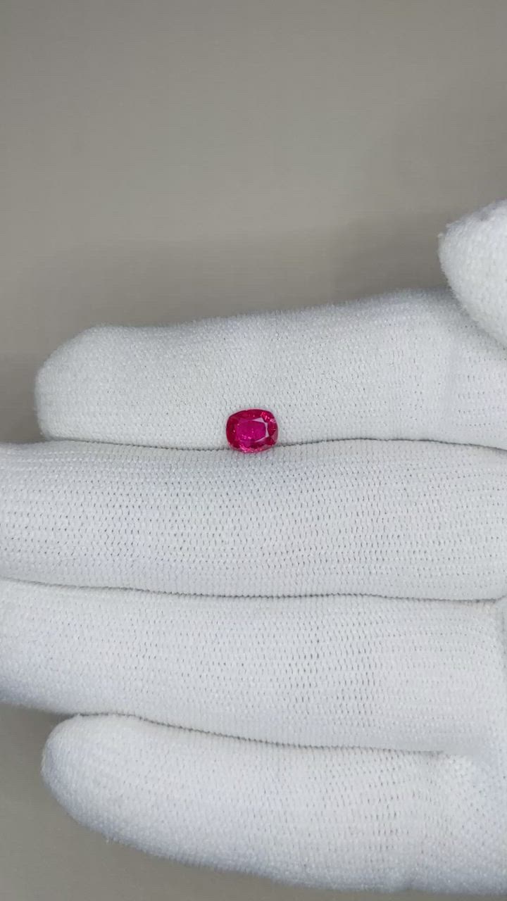 0.87 Ct. Reddish Pink Sapphire from Thailand Size Video