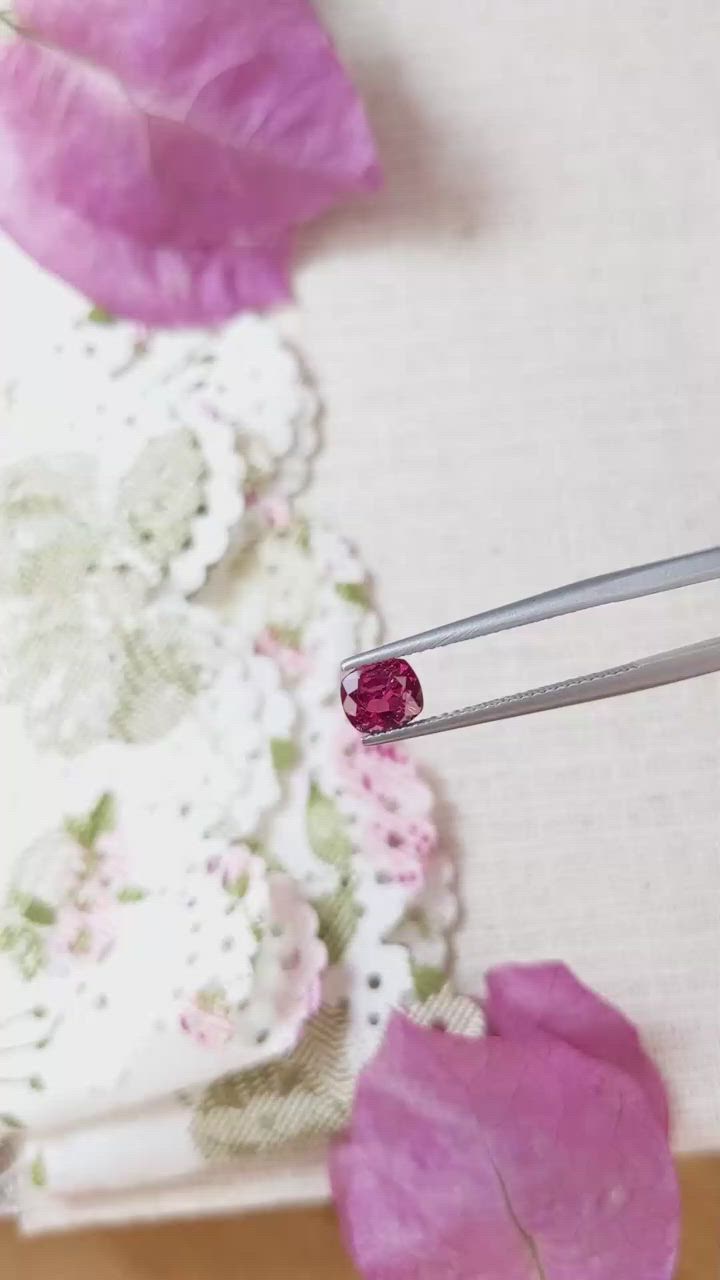 1.07 Ct. Reddish Pink Sapphire from Thailand Size Video