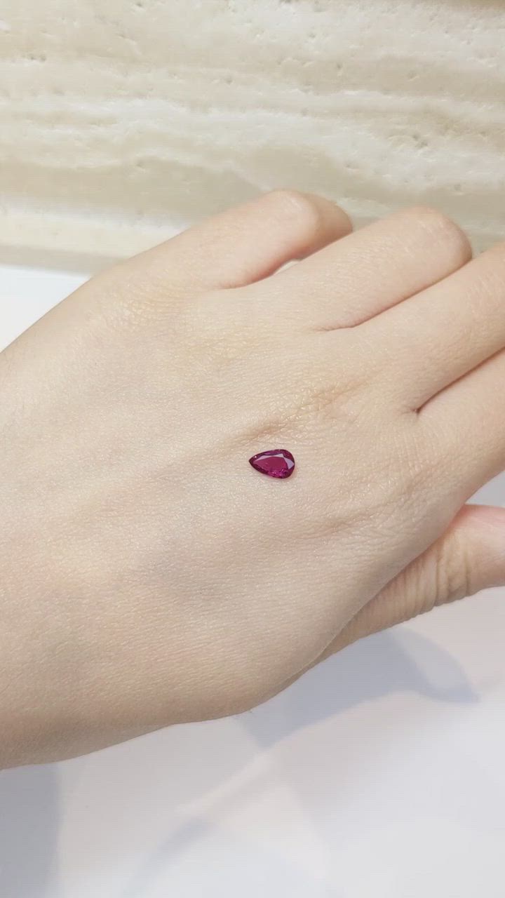 0.53 Ct. Purplish Pink Sapphire from Thailand Size Video