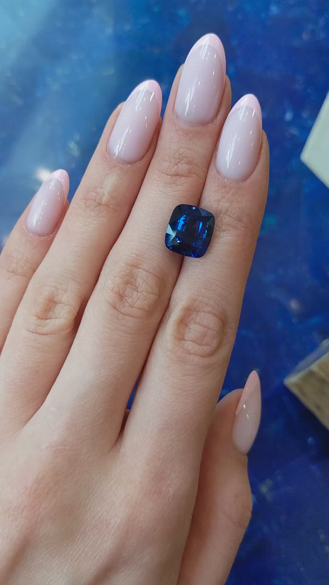 7.62 Ct. Blue Sapphire from Ceylon (Sri Lanka) Size Video