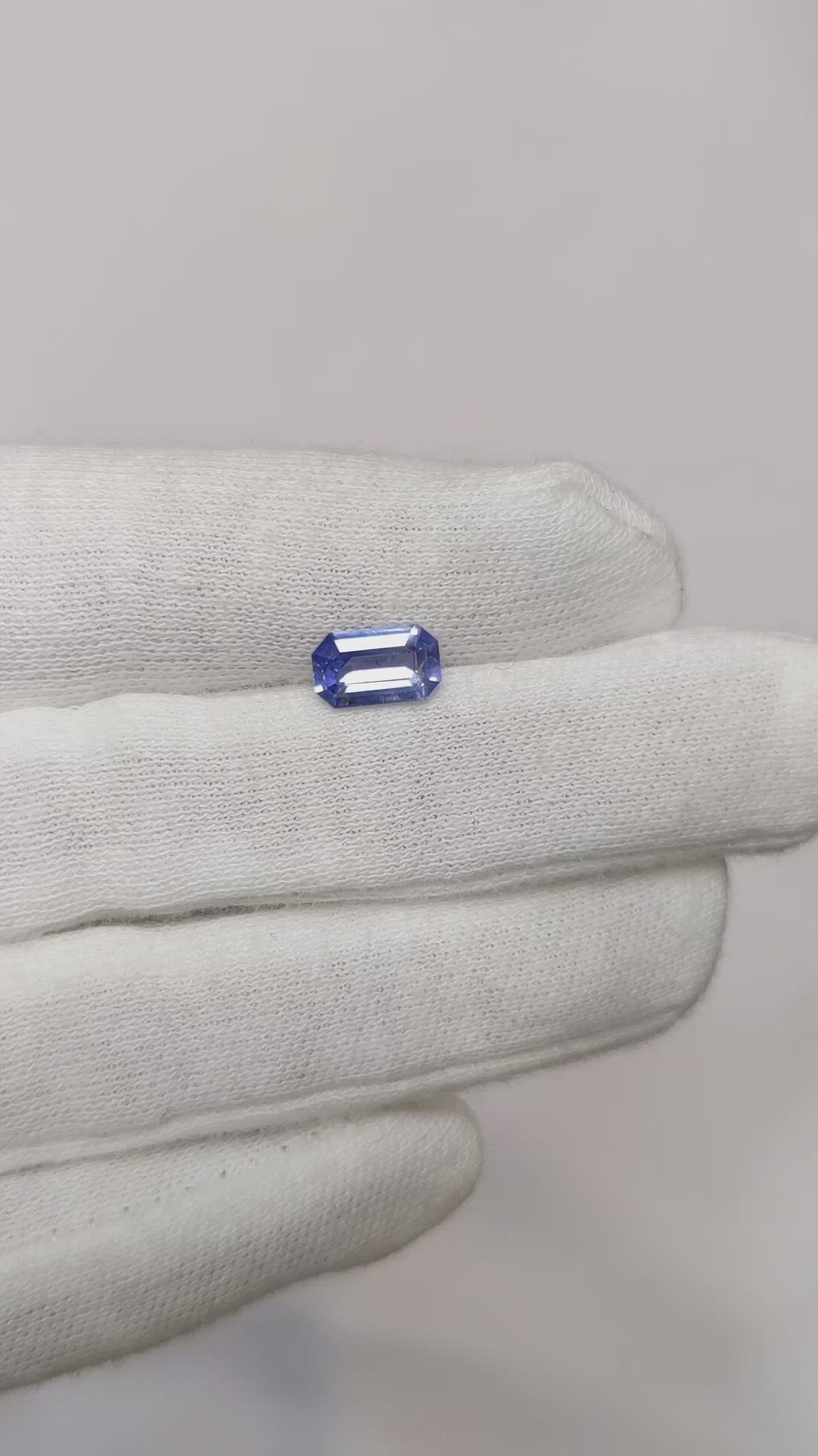 1.18 Ct. Blue Sapphire from Ceylon (Sri Lanka) Size Video