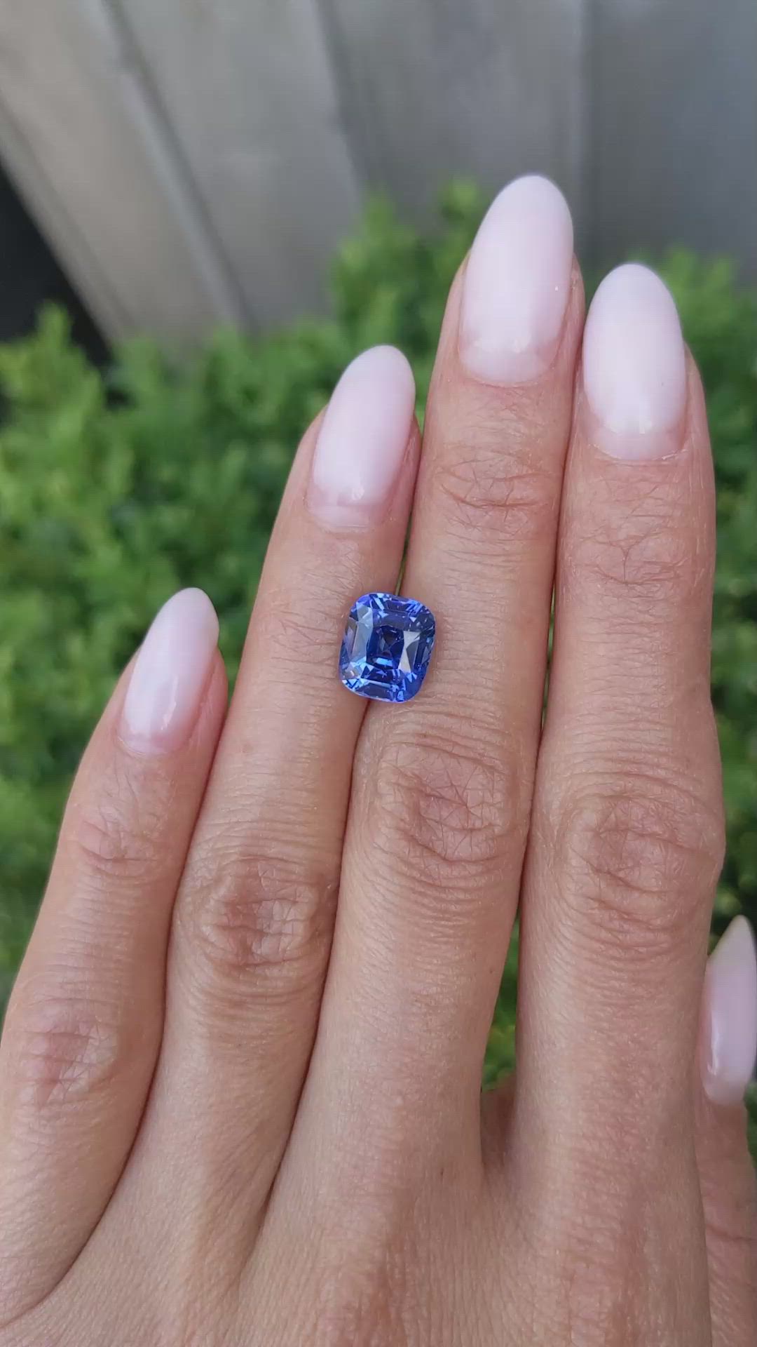 4.35 Ct. Blue Sapphire from Ceylon (Sri Lanka) Size Video