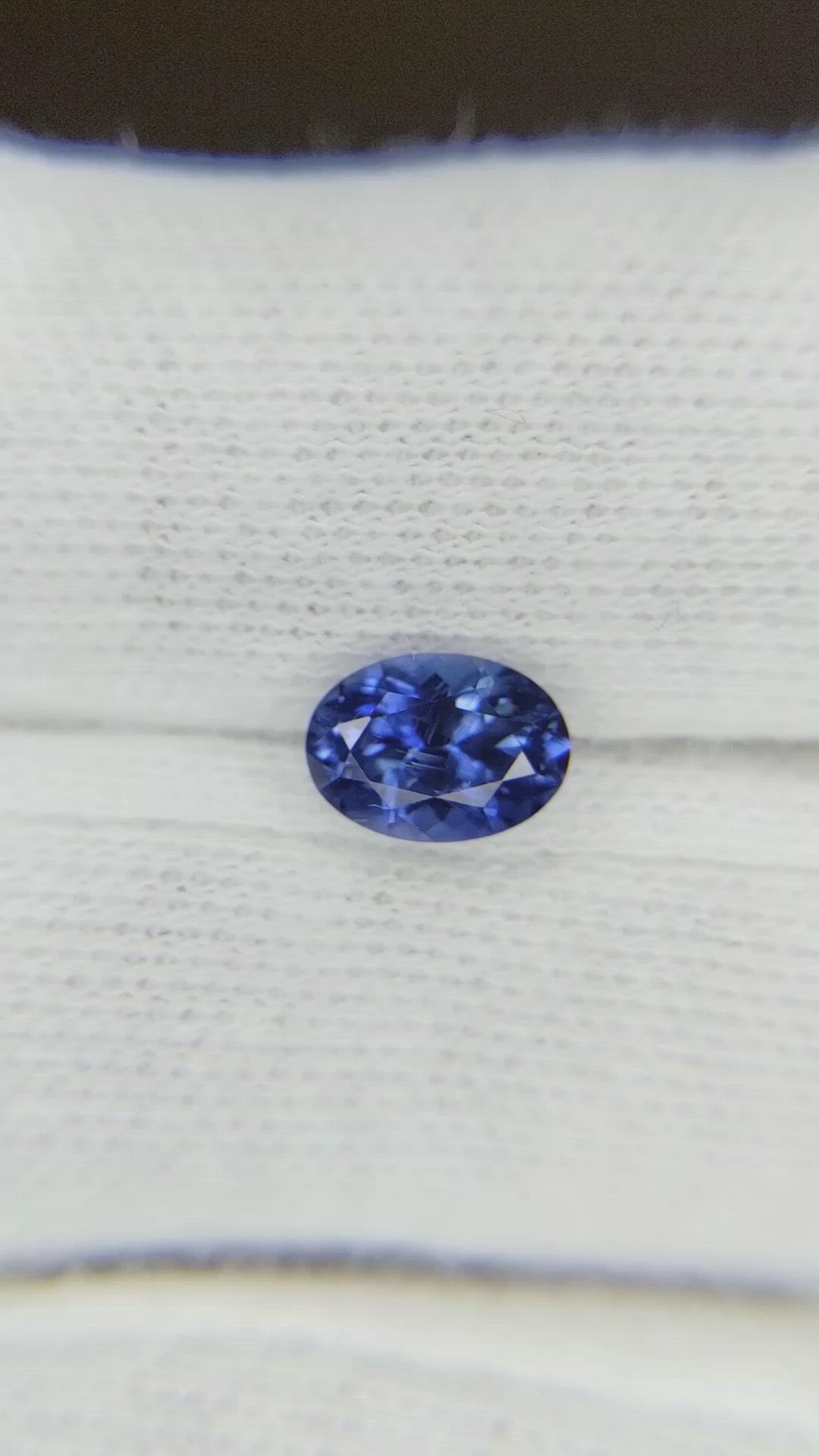 0.99 Ct. Blue Sapphire from Ceylon (Sri Lanka) Size Video