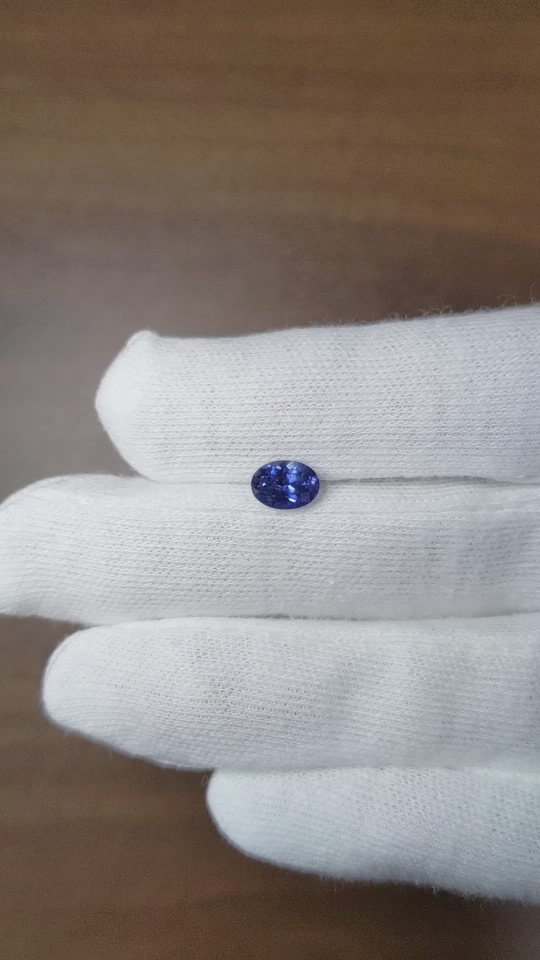 0.99 Ct. Blue Sapphire from Ceylon (Sri Lanka) Size Video