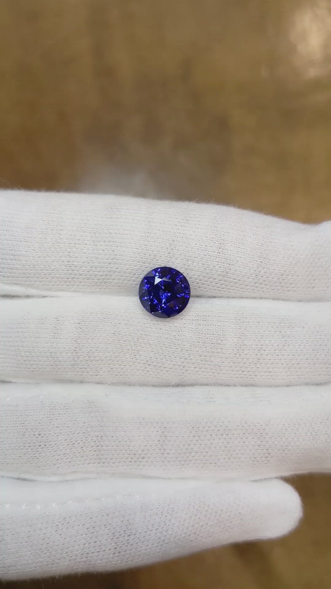 3.20 Ct. Blue Sapphire from Ceylon (Sri Lanka) Size Video