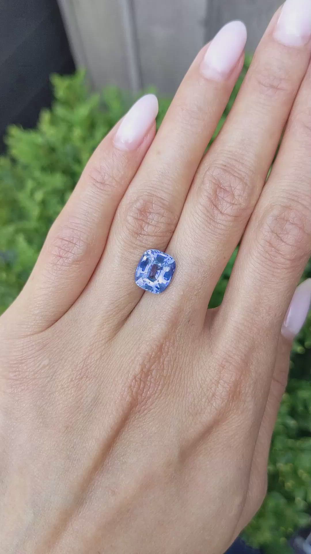 4.58 Ct. Blue Sapphire from Ceylon (Sri Lanka) Size Video