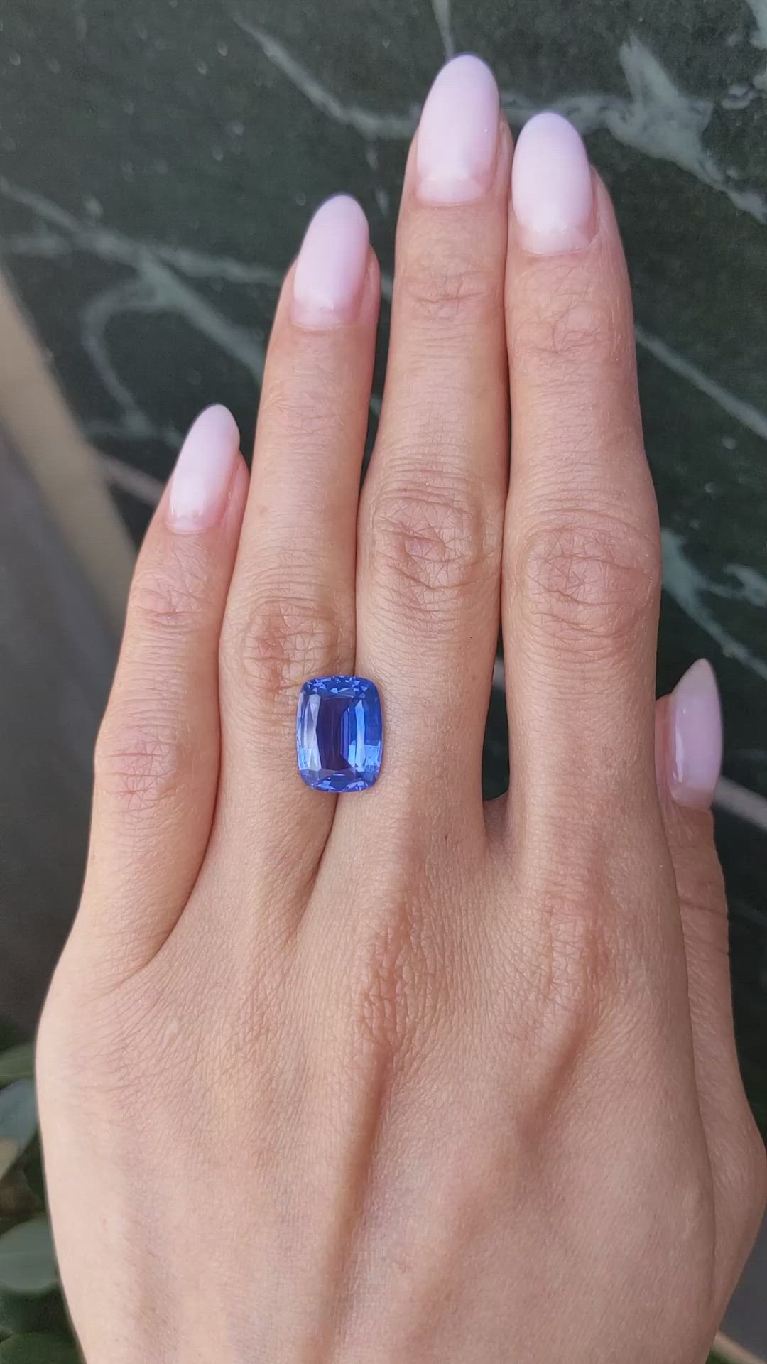6.81 Ct. Blue Sapphire from Ceylon (Sri Lanka) Size Video