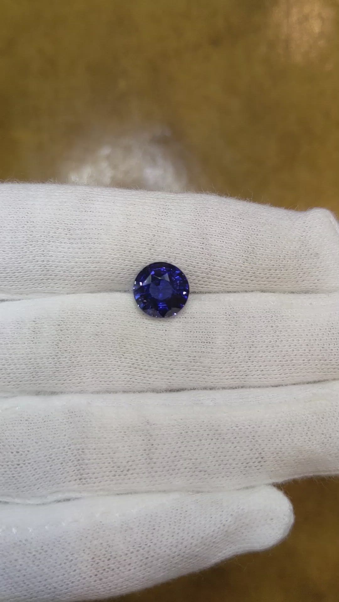 3.52 Ct. Blue Sapphire from Ceylon (Sri Lanka) Size Video
