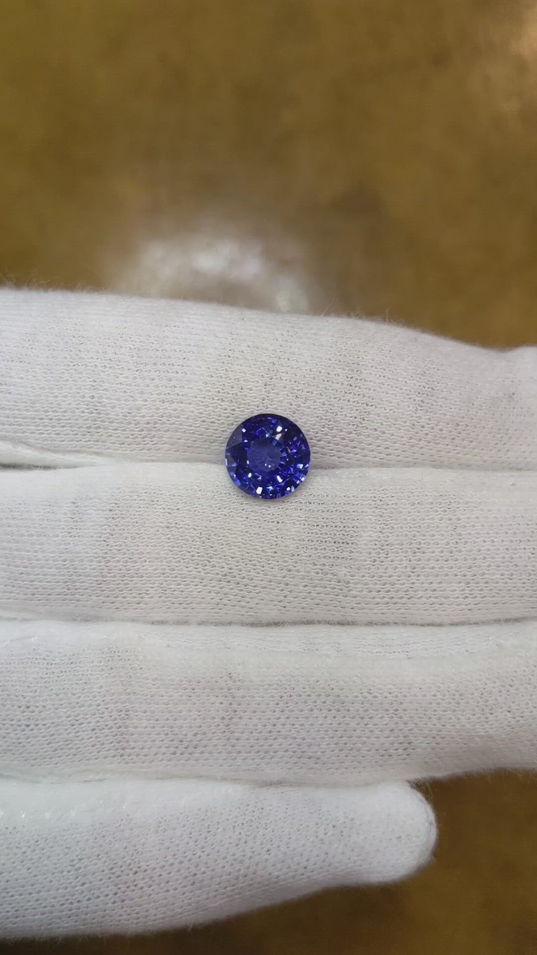 2.75 Ct. Blue Sapphire from Ceylon (Sri Lanka) Size Video
