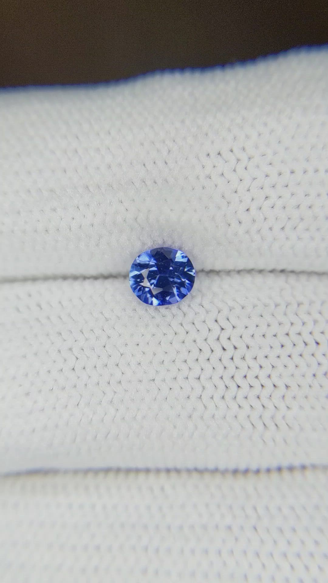 0.61 Ct. Blue Sapphire from Ceylon (Sri Lanka) Size Video