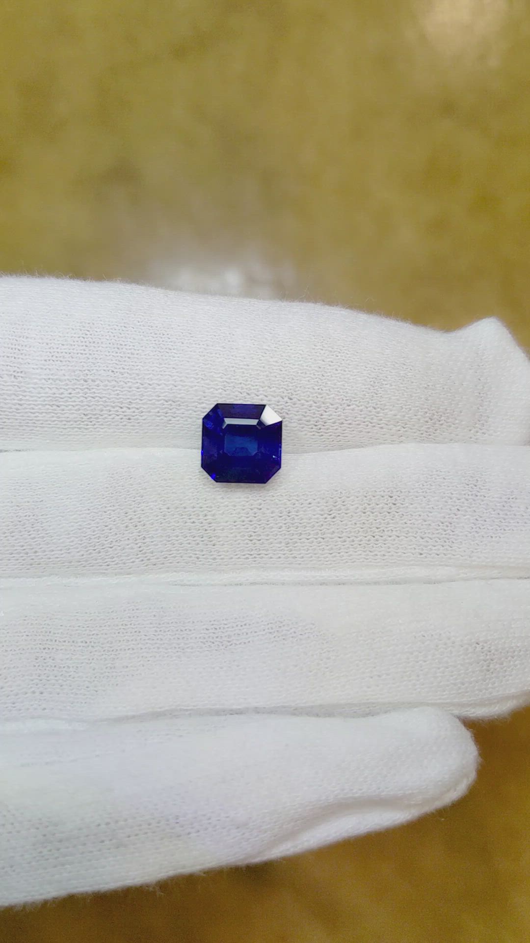 3.04 Ct. Blue Sapphire from Ceylon (Sri Lanka) Size Video