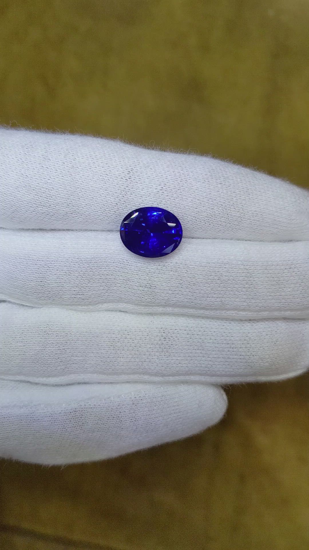 4.51 Ct. Blue Sapphire from Ceylon (Sri Lanka) Size Video