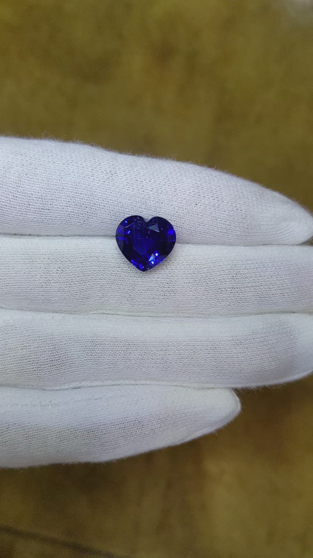 6.00 Ct. Blue Sapphire from Ceylon (Sri Lanka) Size Video