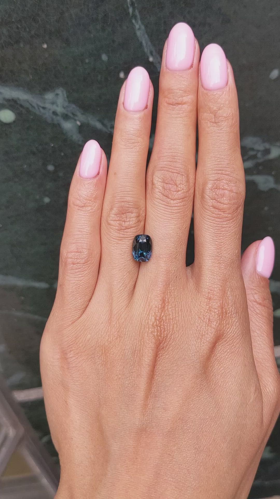 4.05 Ct. Greenish Blue Sapphire from Ceylon (Sri Lanka) Size Video