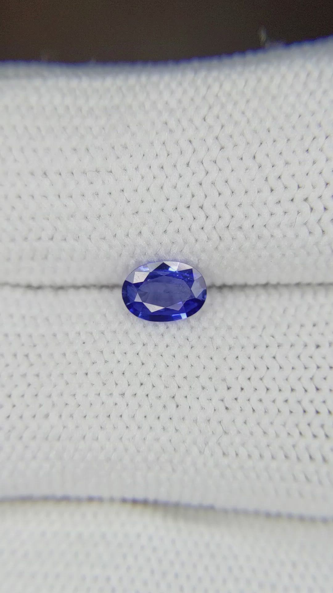 0.46 Ct. Blue Sapphire from Ceylon (Sri Lanka) Size Video