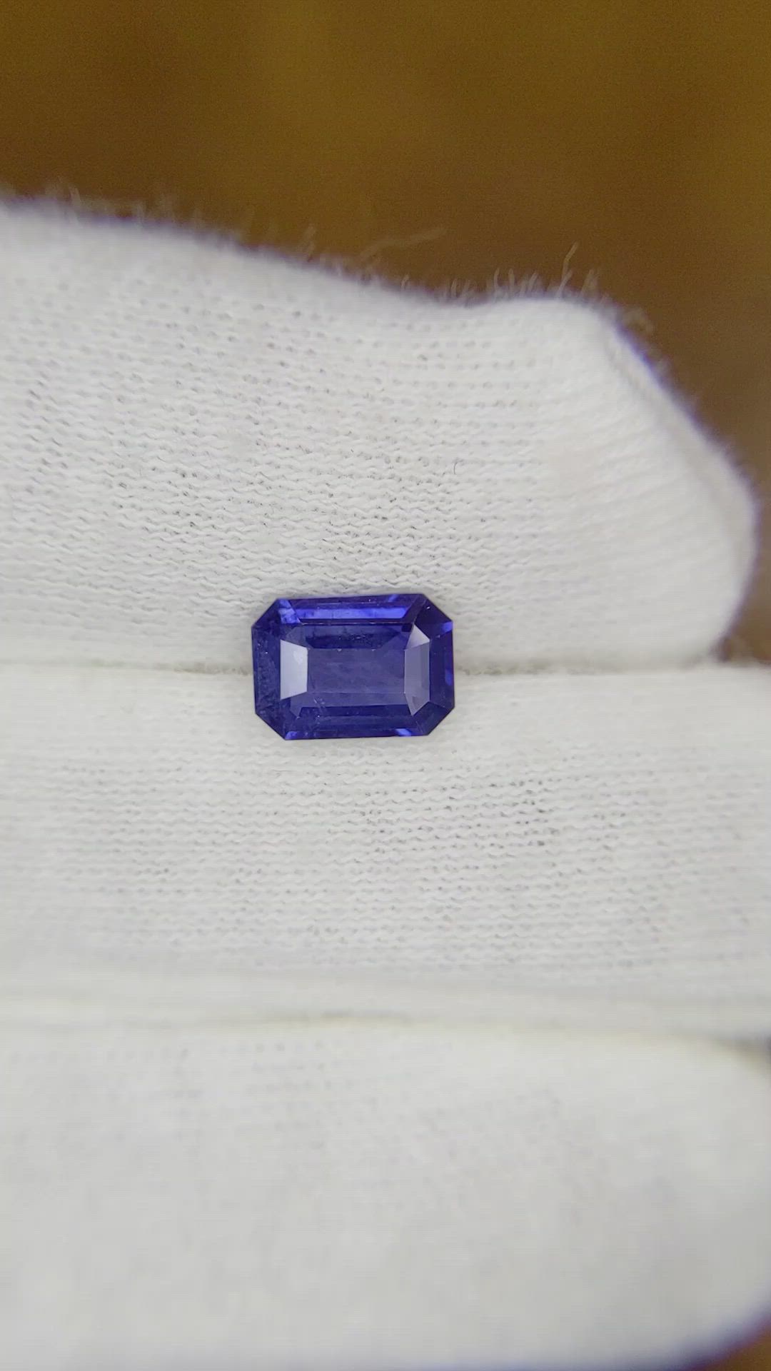 1.39 Ct. Blue Sapphire from Ceylon (Sri Lanka) Size Video