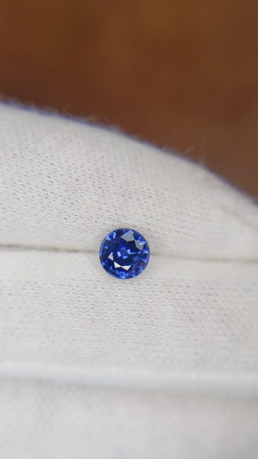 0.96 Ct. Blue Sapphire from Ceylon (Sri Lanka) Size Video