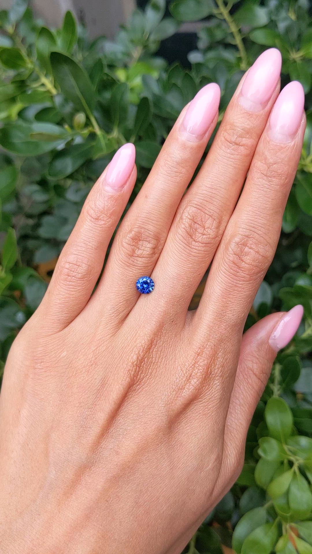 1.07 Ct. Blue Sapphire from Ceylon (Sri Lanka) Size Video