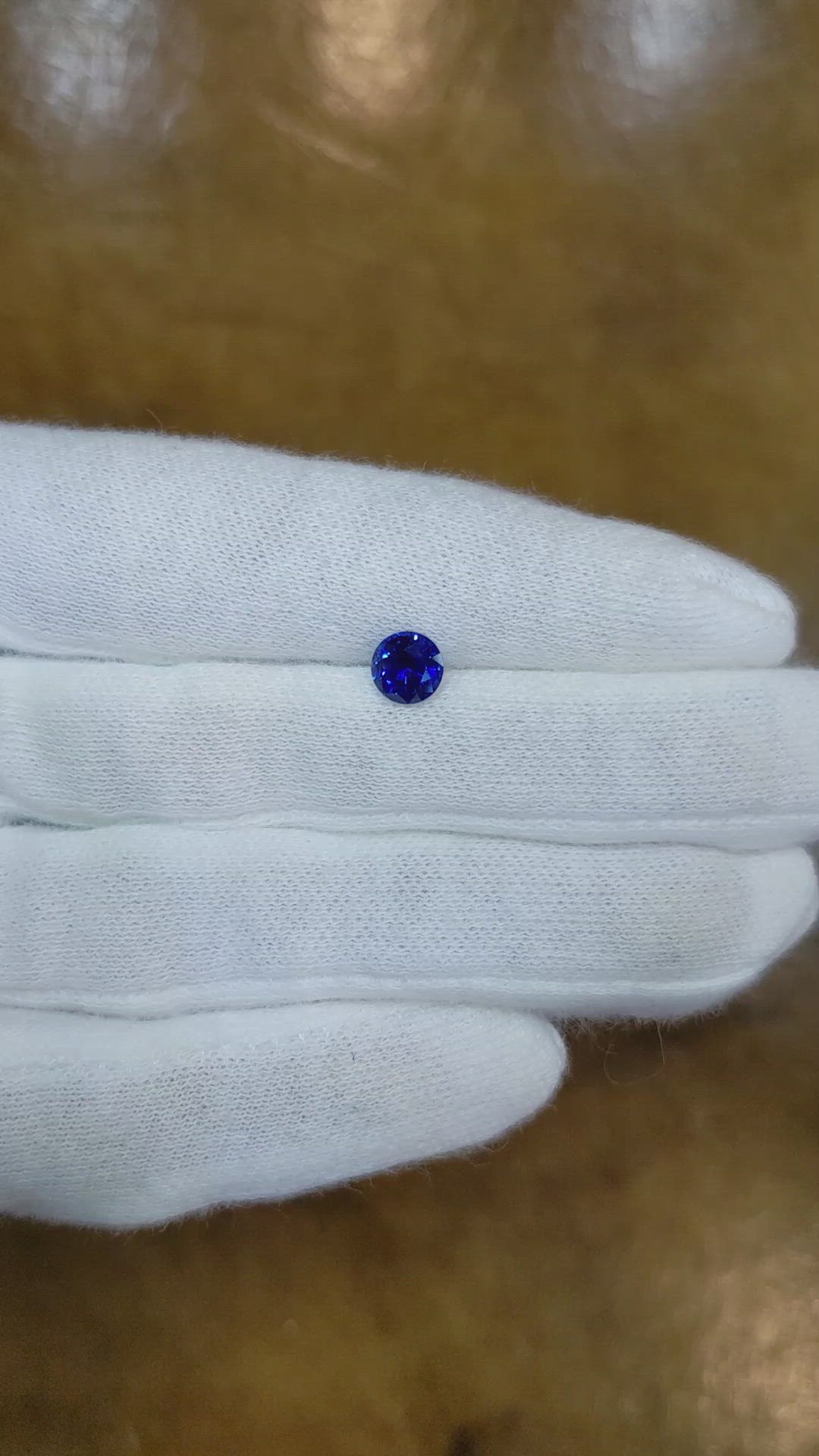 1.02 Ct. Blue Sapphire from Ceylon (Sri Lanka) Size Video