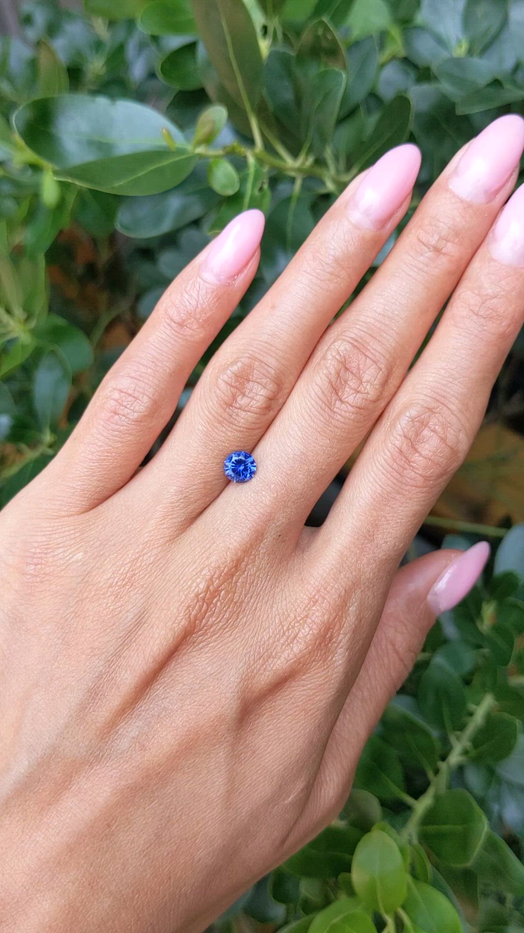 1.07 Ct. Blue Sapphire from Ceylon (Sri Lanka) Size Video