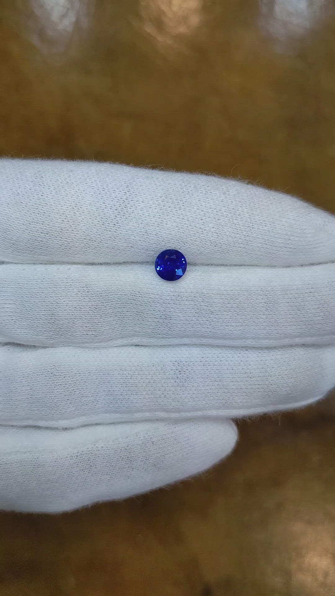 0.98 Ct. Blue Sapphire from Ceylon (Sri Lanka) Size Video
