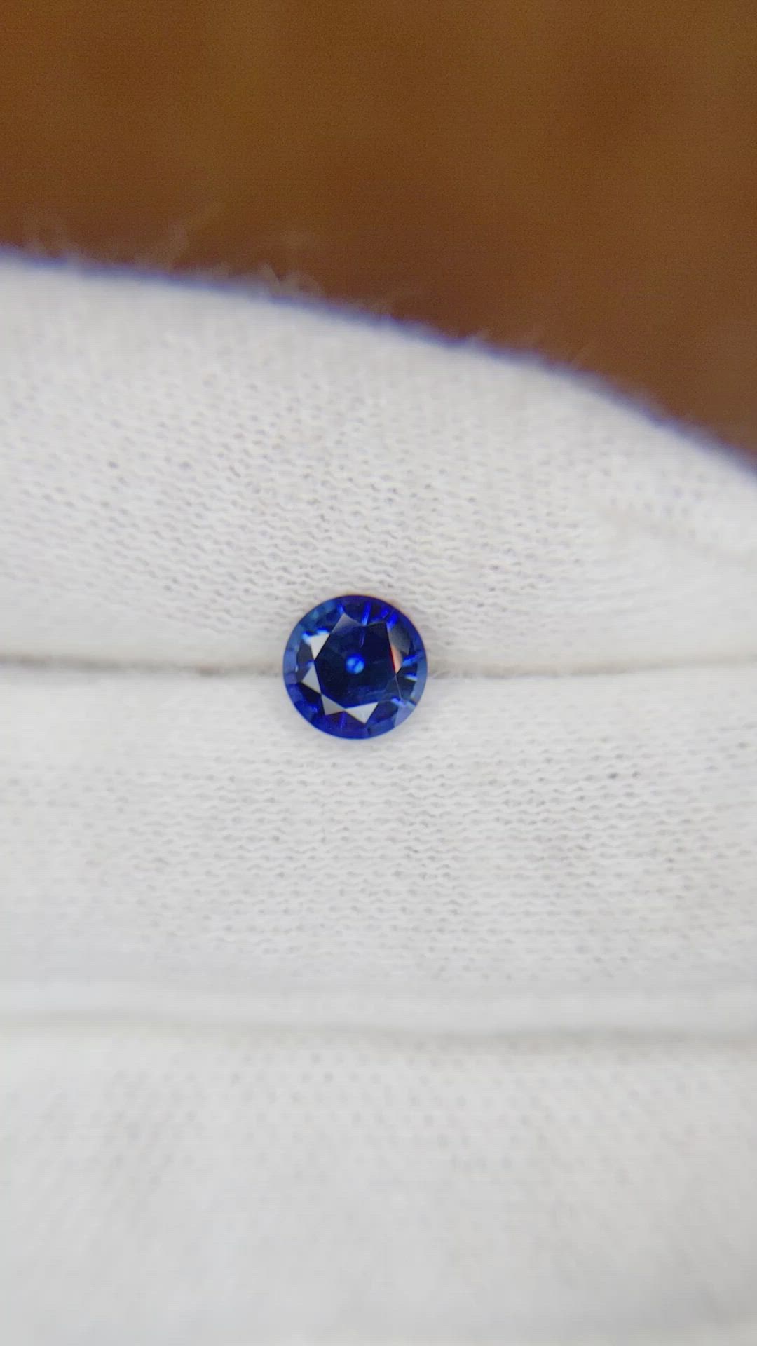 0.96 Ct. Blue Sapphire from Ceylon (Sri Lanka) Size Video
