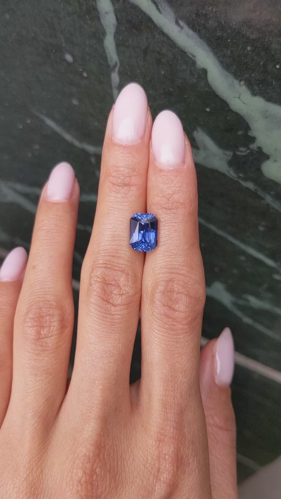 4.54 Ct. Blue Sapphire from Ceylon (Sri Lanka) Size Video