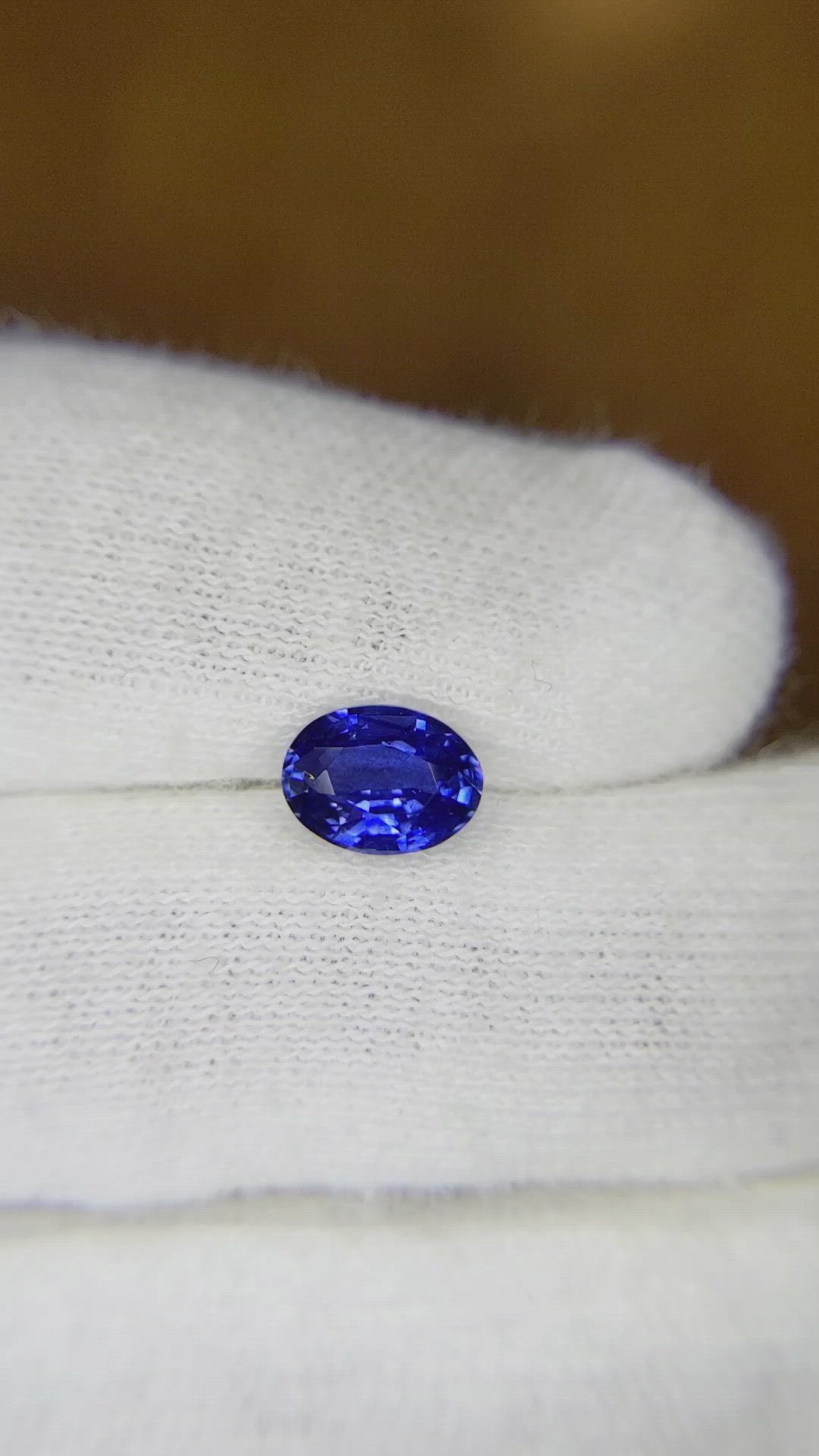 1.13 Ct. Blue Sapphire from Ceylon (Sri Lanka) Size Video