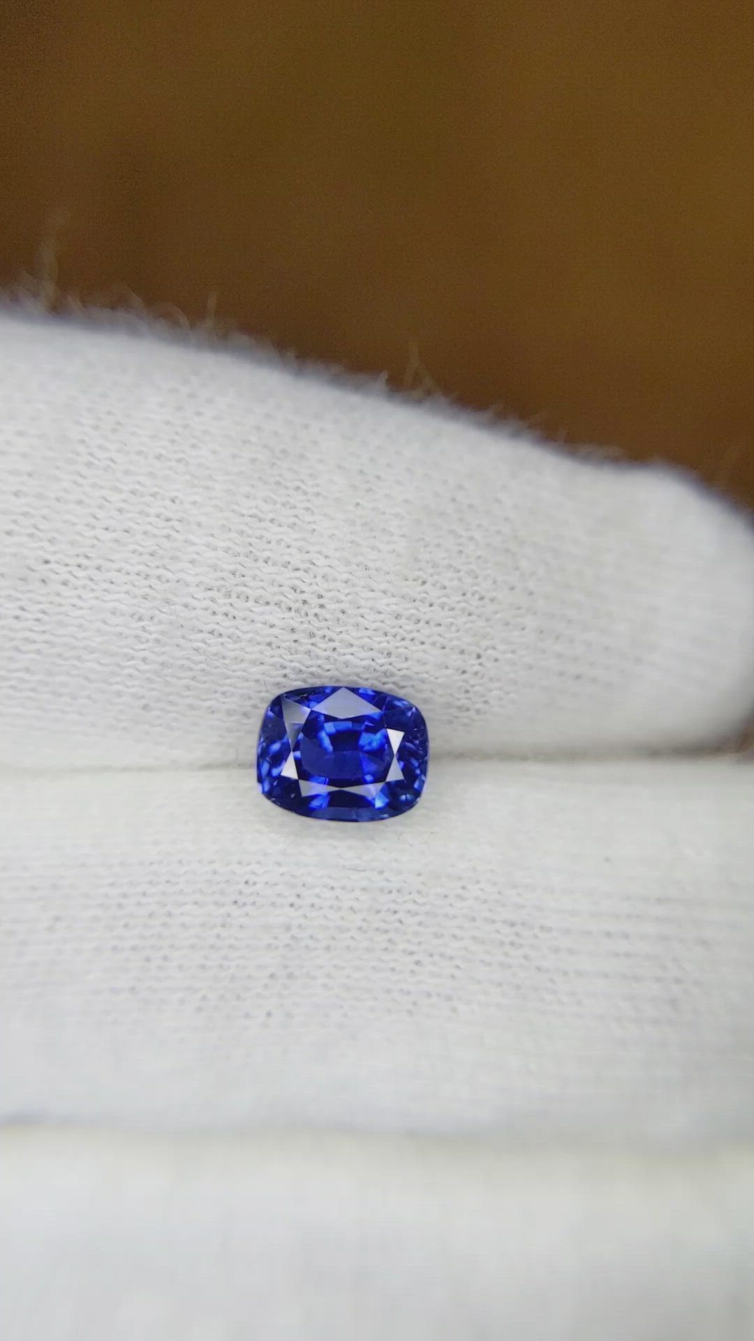 1.46 Ct. Blue Sapphire from Ceylon (Sri Lanka) Size Video