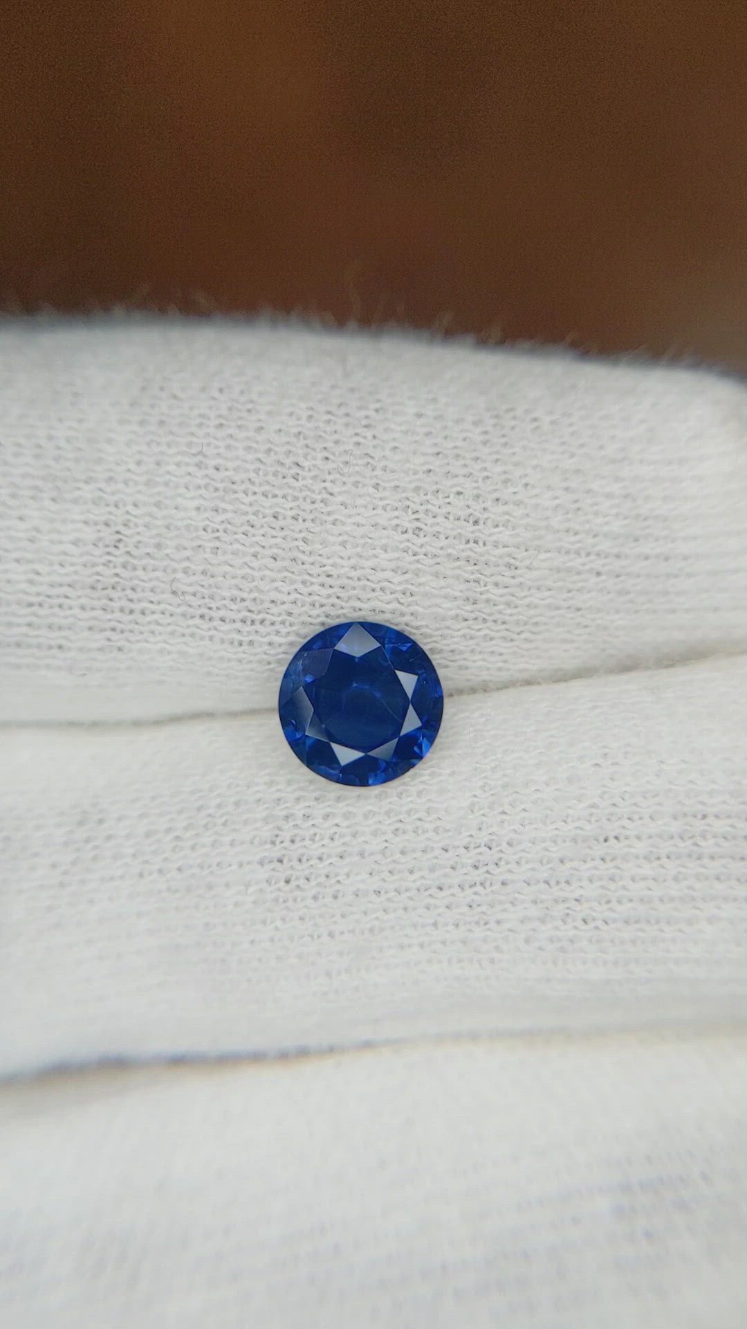1.22 Ct. Blue Sapphire from Ceylon (Sri Lanka) Size Video