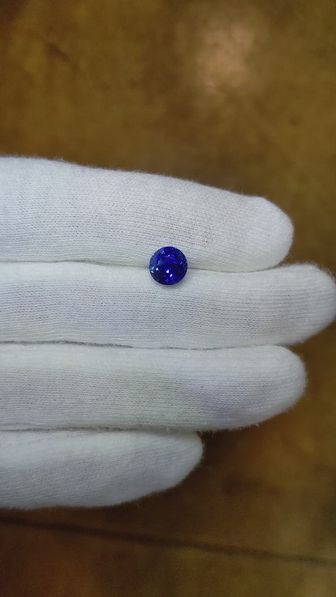 1.92 Ct. Blue Sapphire from Ceylon (Sri Lanka) Size Video