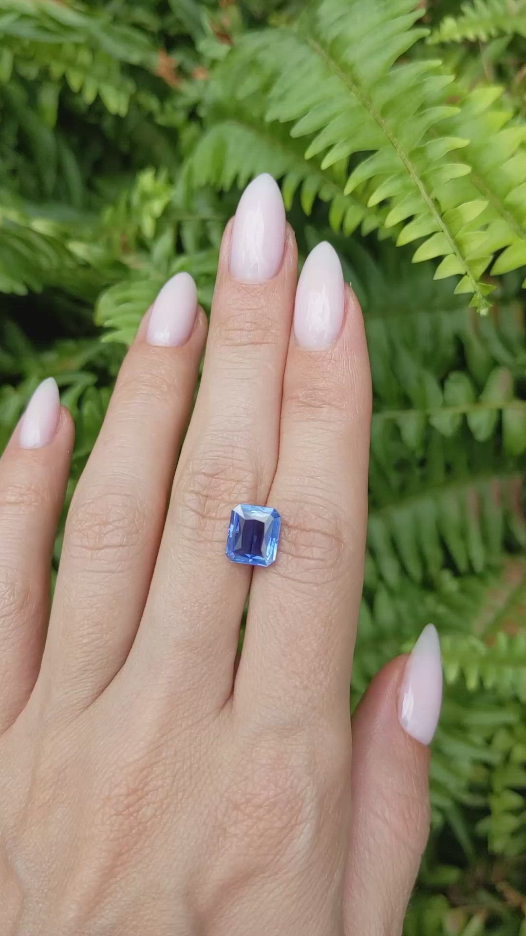 3.44 Ct. Blue Sapphire from Ceylon (Sri Lanka) Size Video