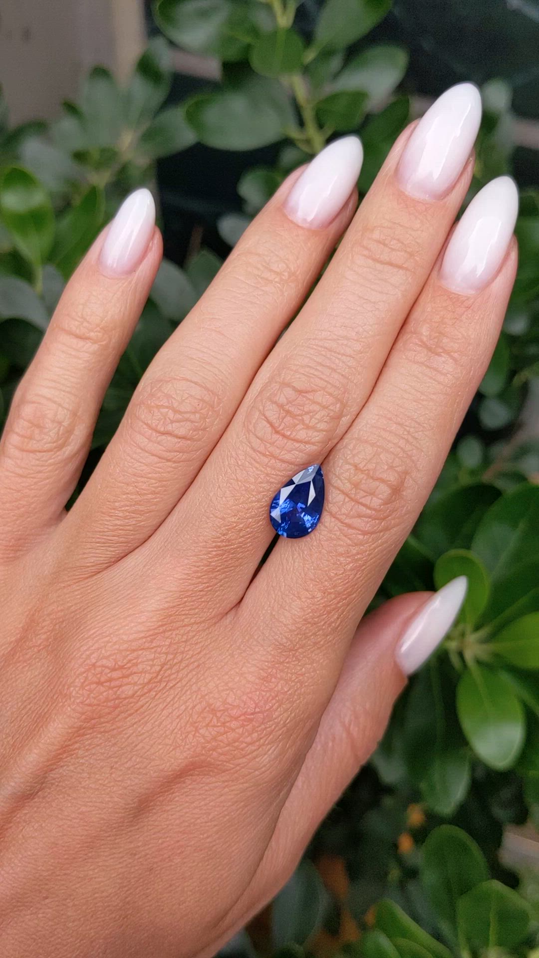 3.07 Ct. Blue Sapphire from Ceylon (Sri Lanka) Size Video