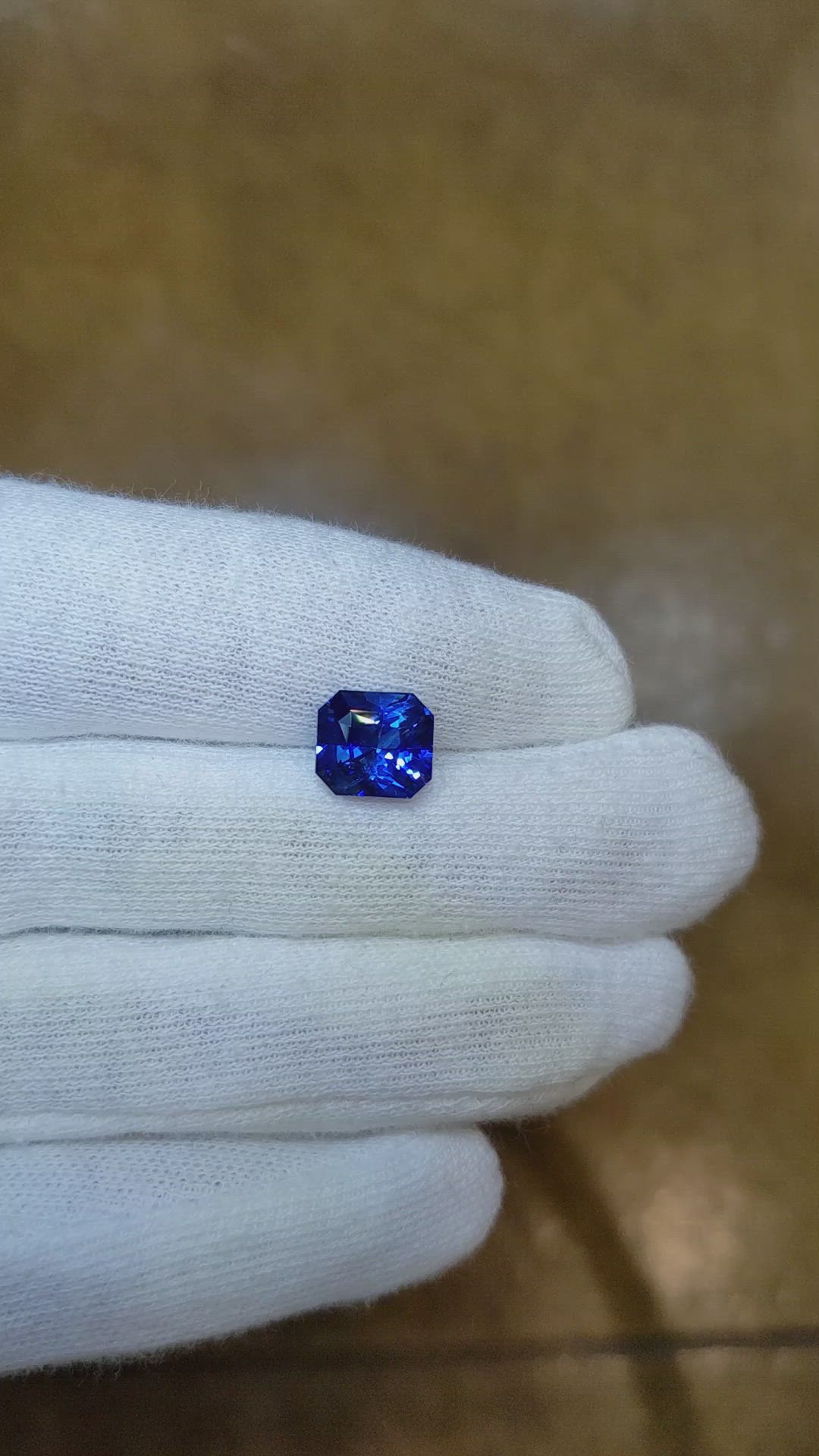 3.03 Ct. Blue Sapphire from Ceylon (Sri Lanka) Size Video