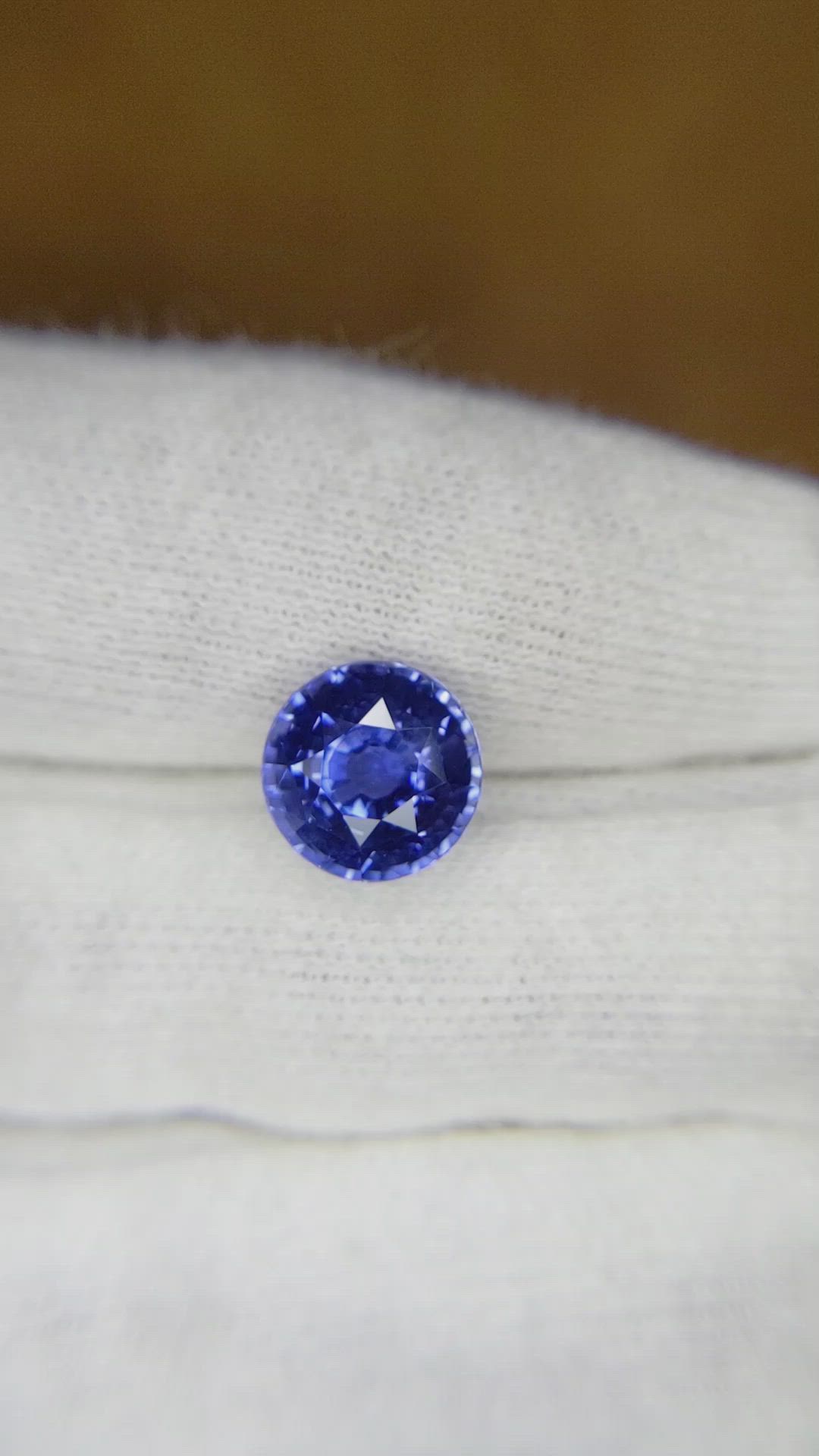 3.61 Ct. Blue Sapphire from Ceylon (Sri Lanka) Size Video