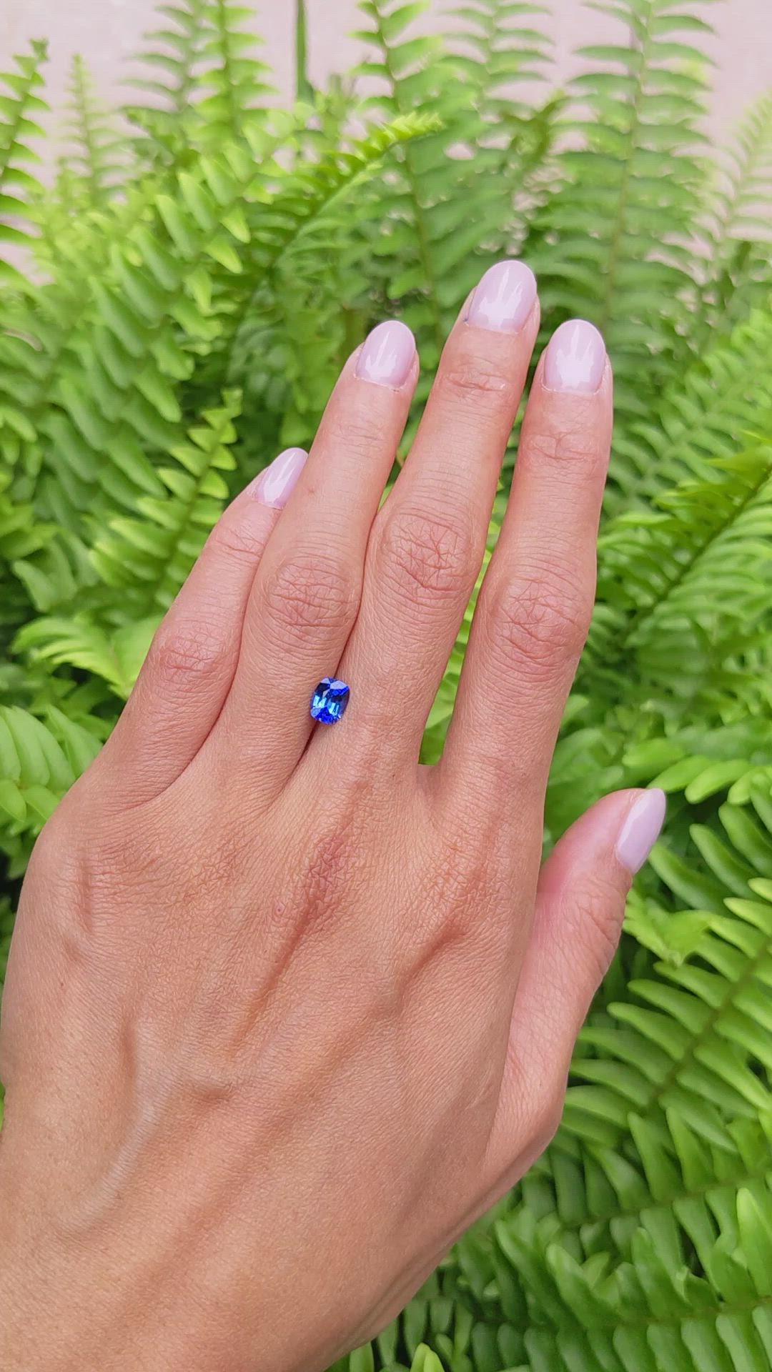 1.03 Ct. Blue Sapphire from Ceylon (Sri Lanka) Size Video