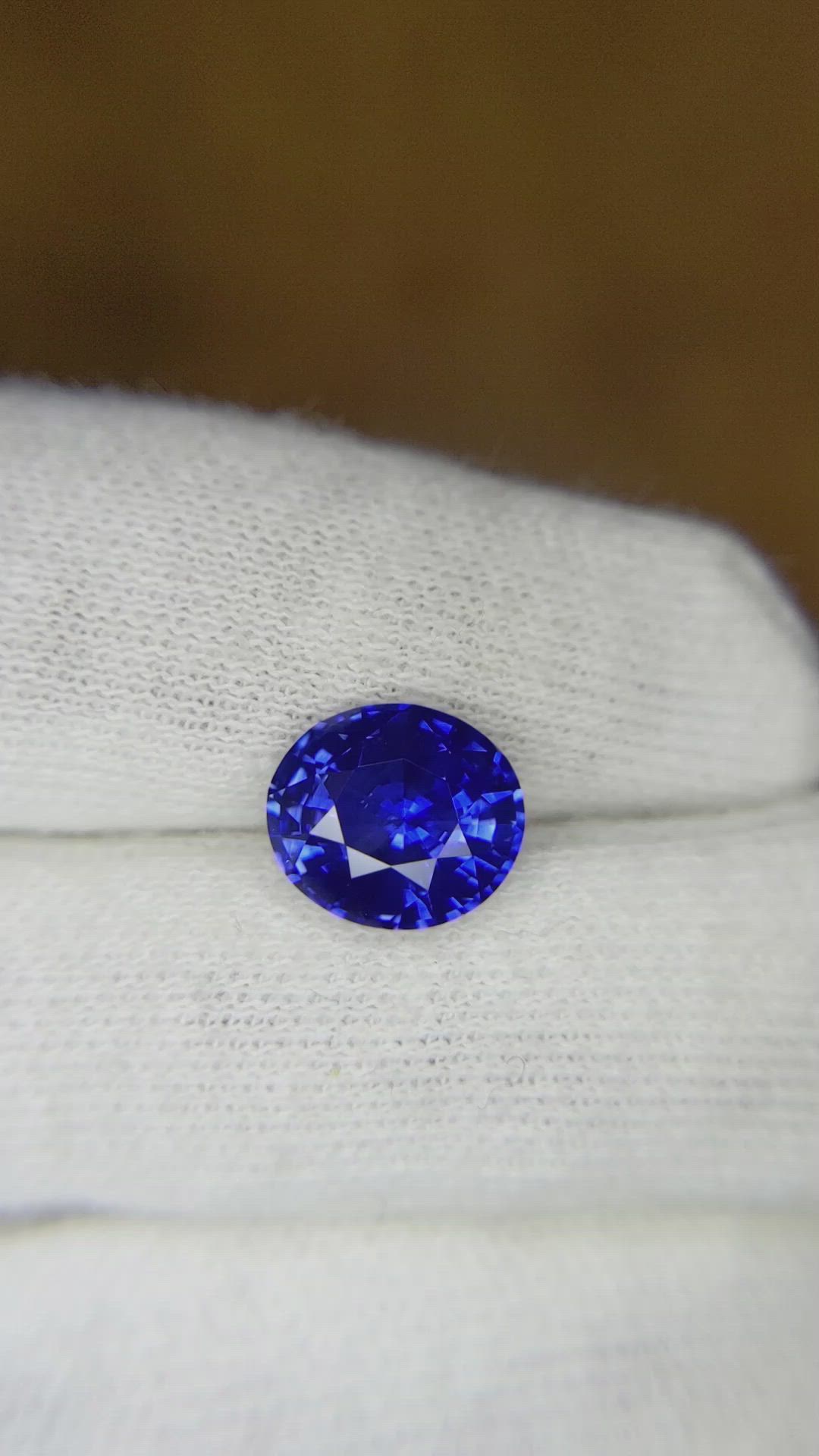 3.02 Ct. Blue Sapphire from Ceylon (Sri Lanka) Size Video