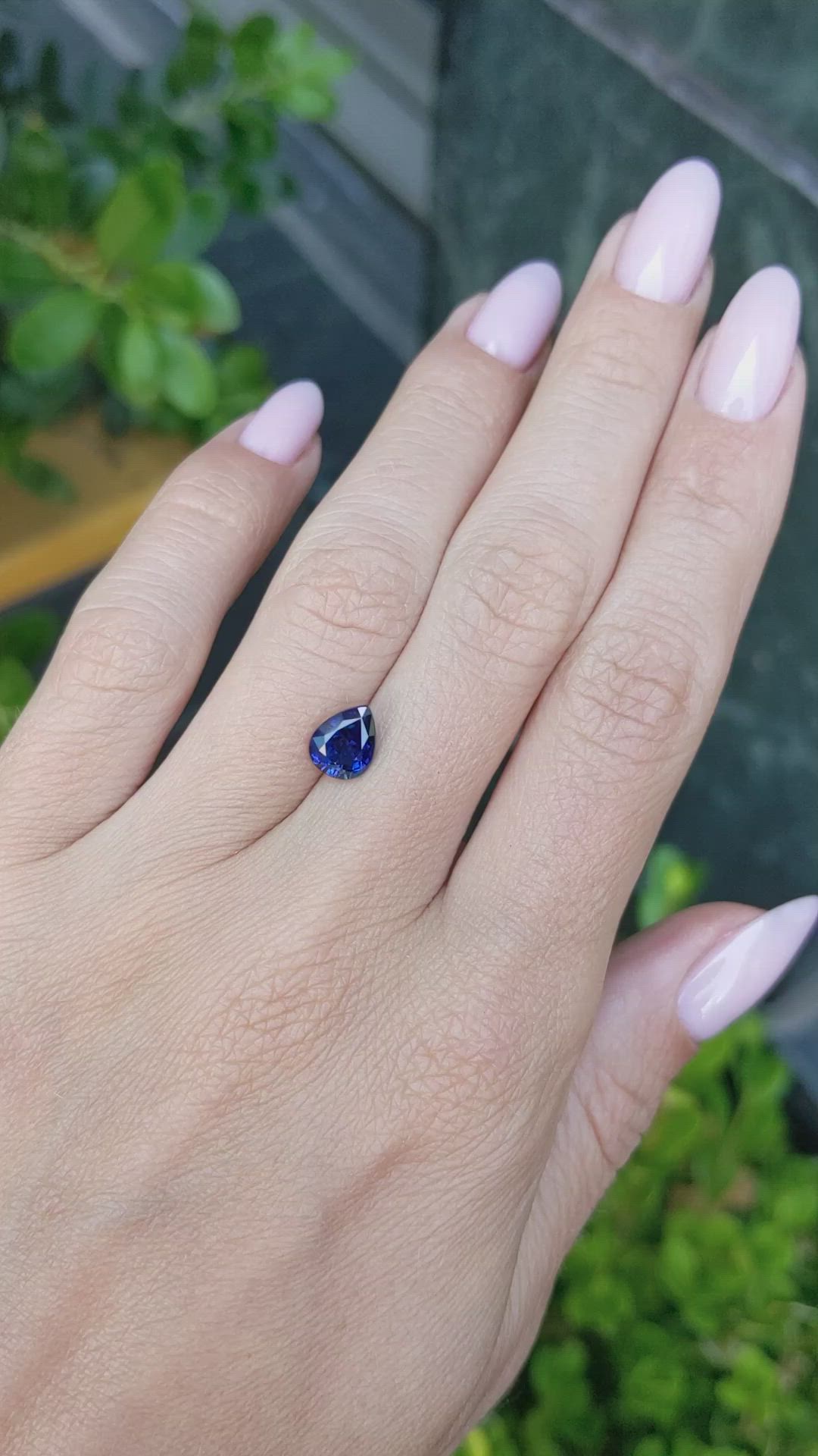 1.52 Ct. Blue Sapphire from Ceylon (Sri Lanka) Size Video