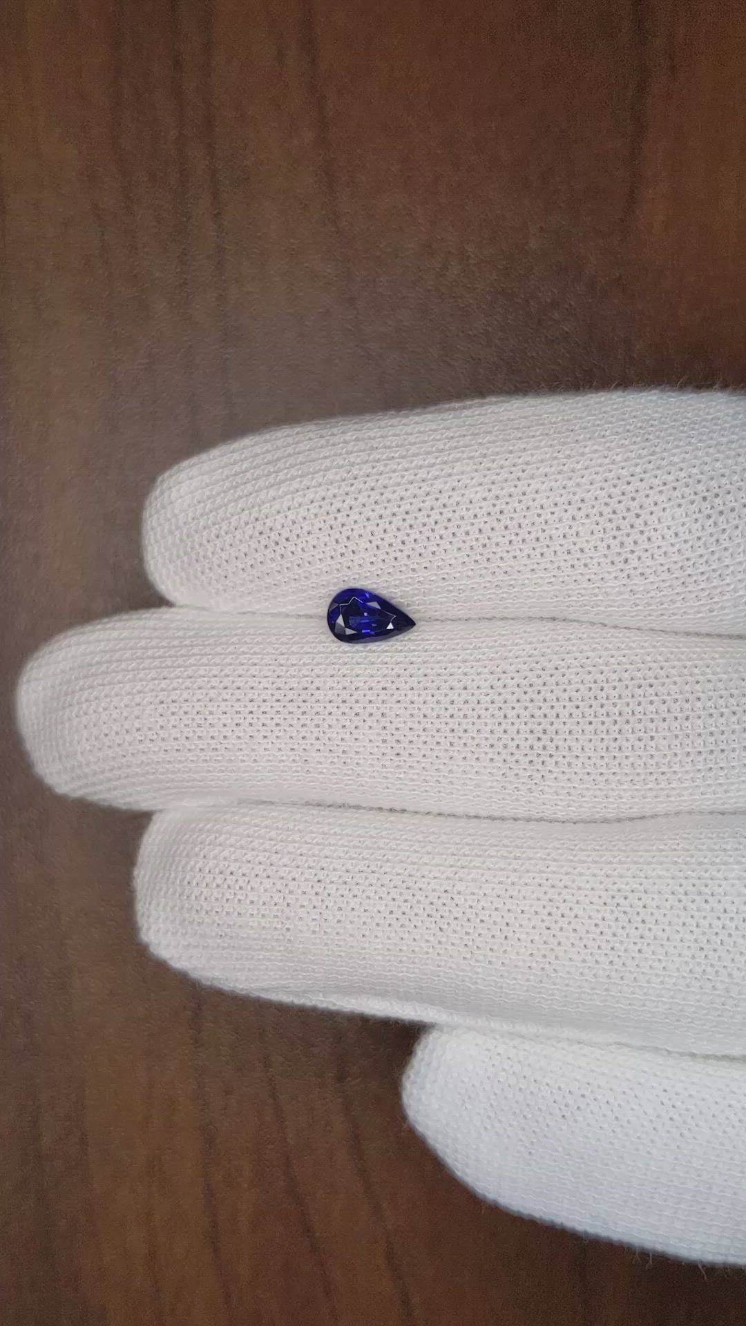 0.92 Ct. Blue Sapphire from Ceylon (Sri Lanka) Size Video