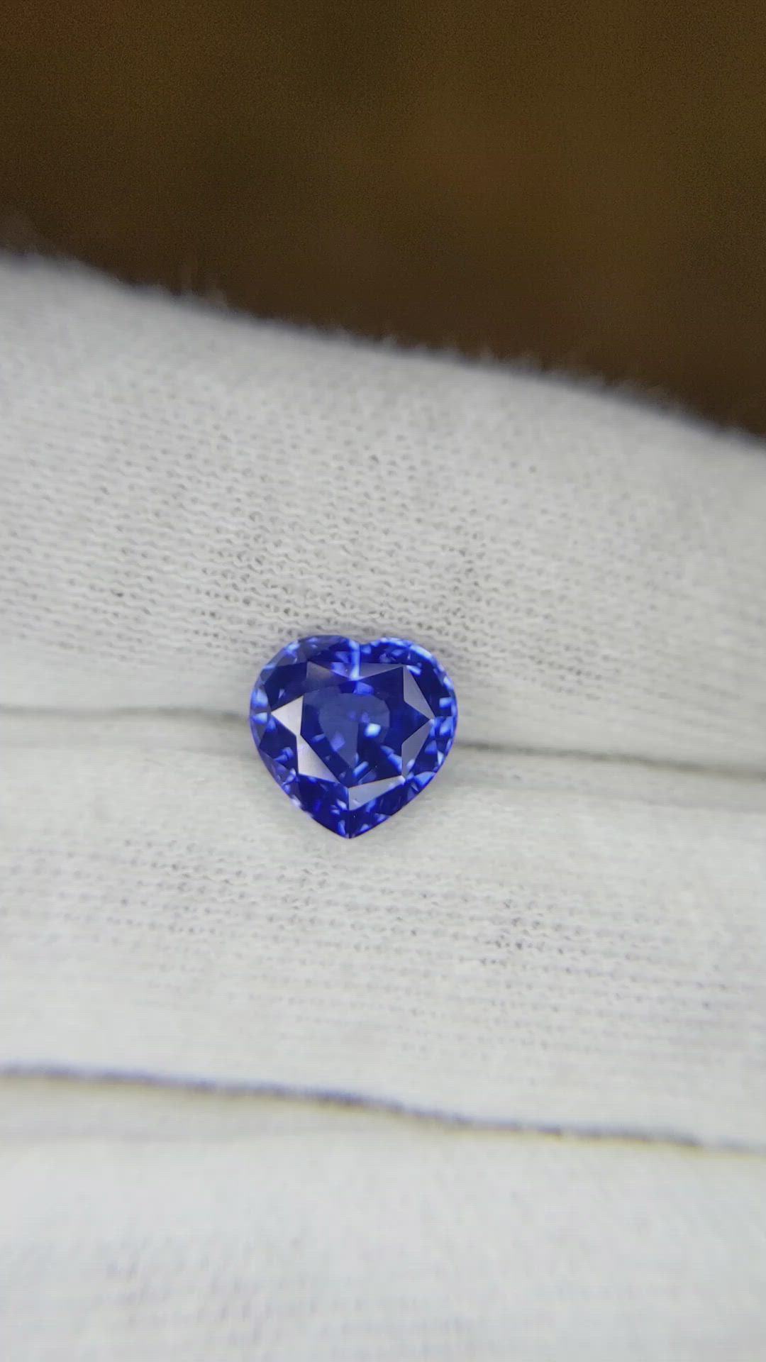 2.58 Ct. Blue Sapphire from Ceylon (Sri Lanka) Size Video