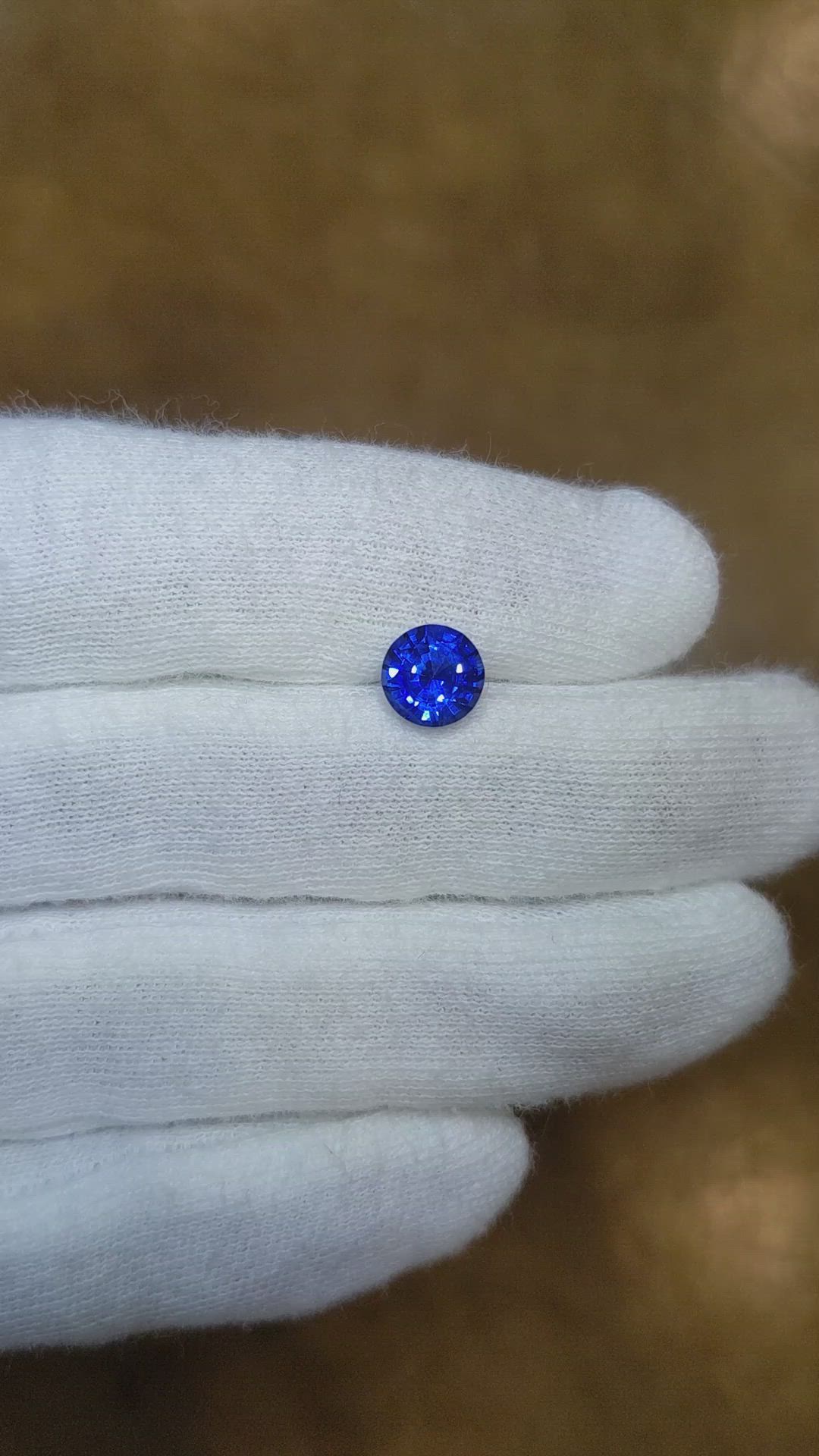 1.61 Ct. Blue Sapphire from Ceylon (Sri Lanka) Size Video