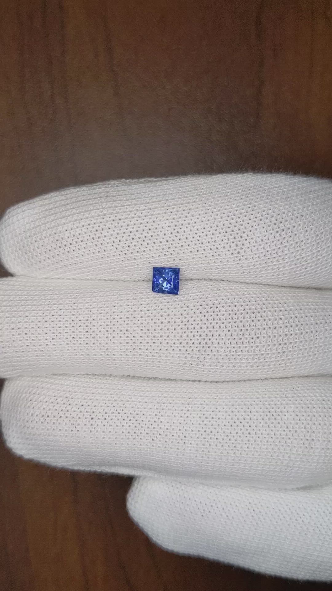0.54 Ct. Blue Sapphire from Ceylon (Sri Lanka) Size Video