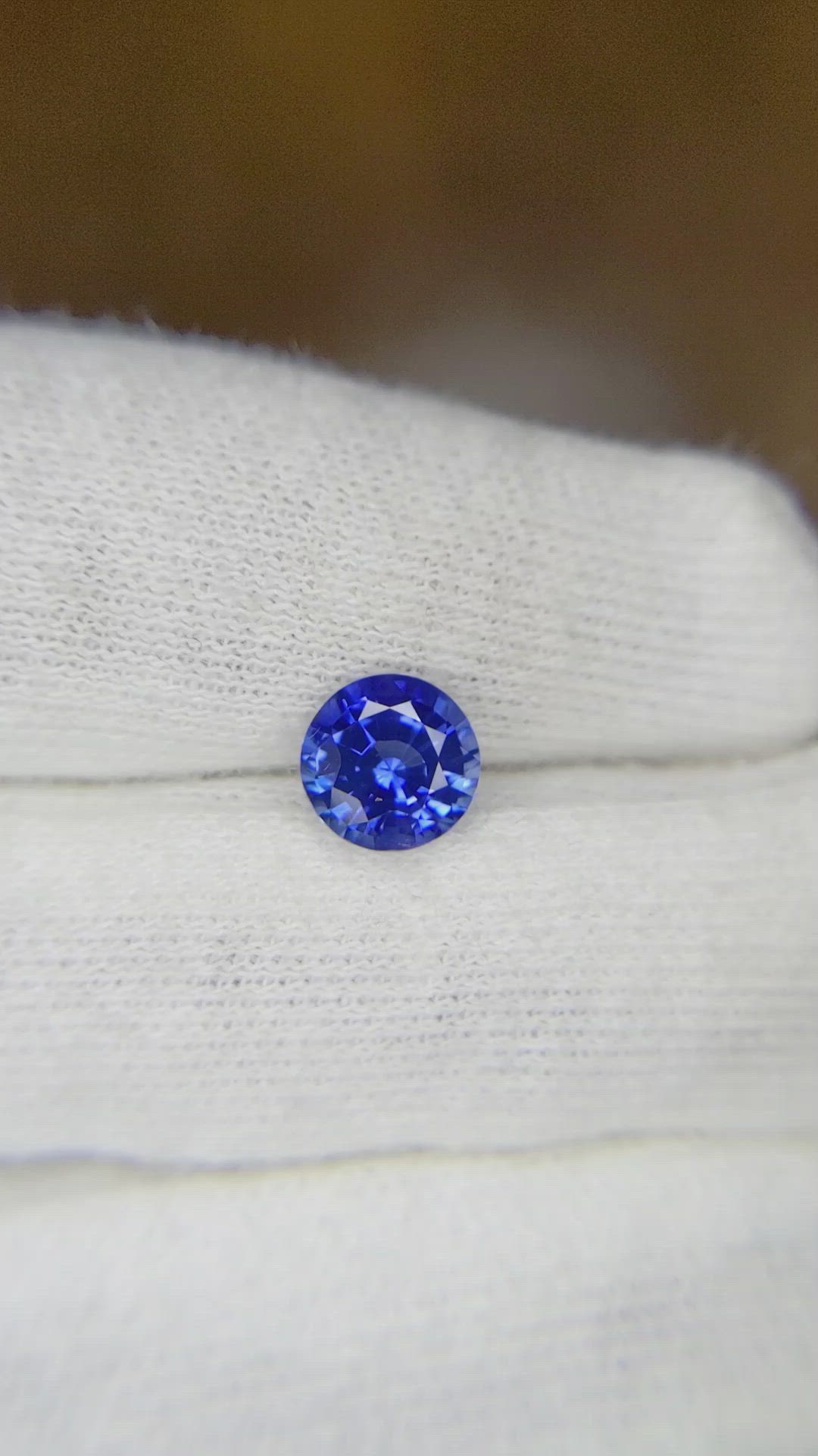 1.26 Ct. Blue Sapphire from Ceylon (Sri Lanka) Size Video