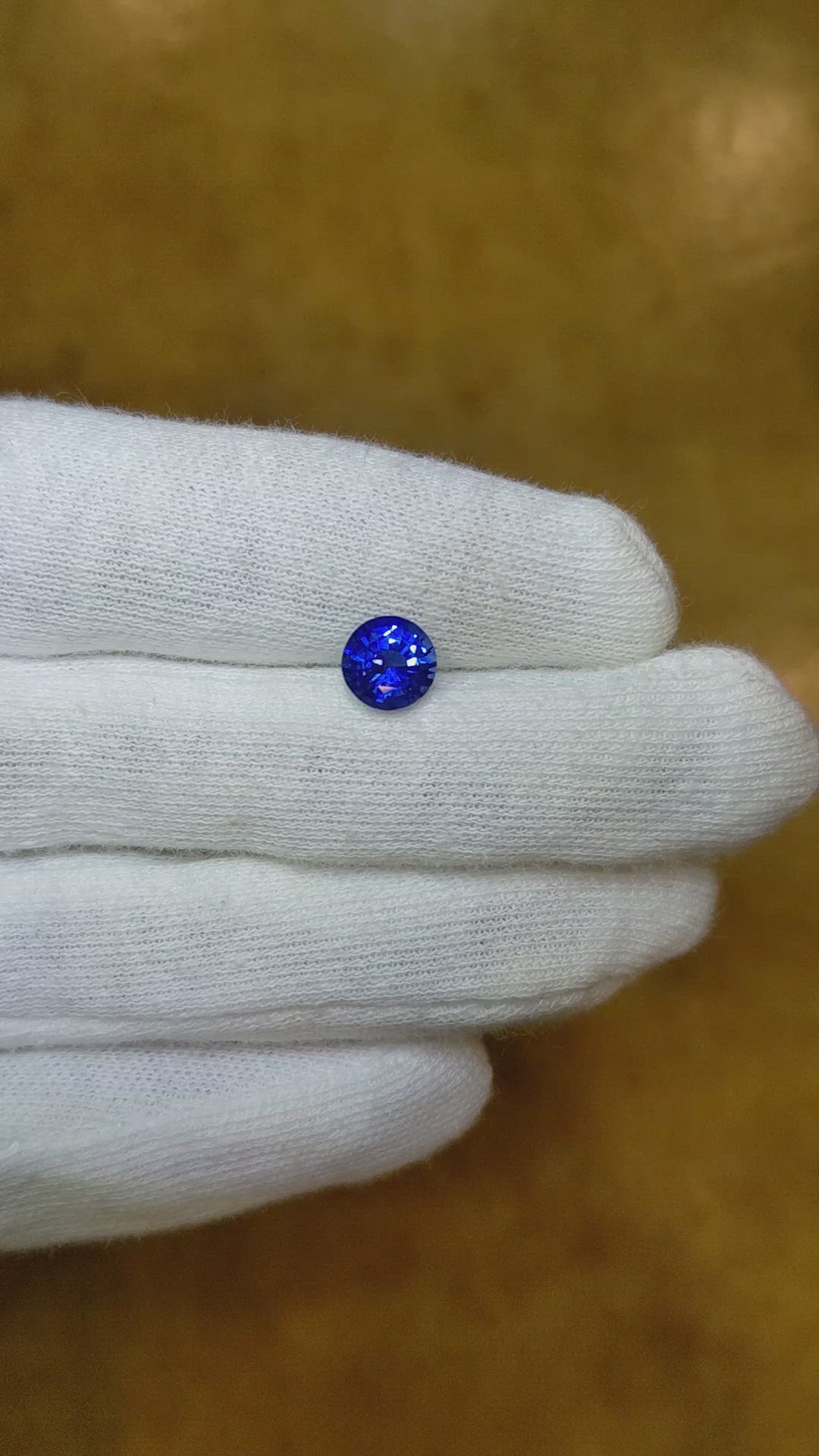 1.26 Ct. Blue Sapphire from Ceylon (Sri Lanka) Size Video